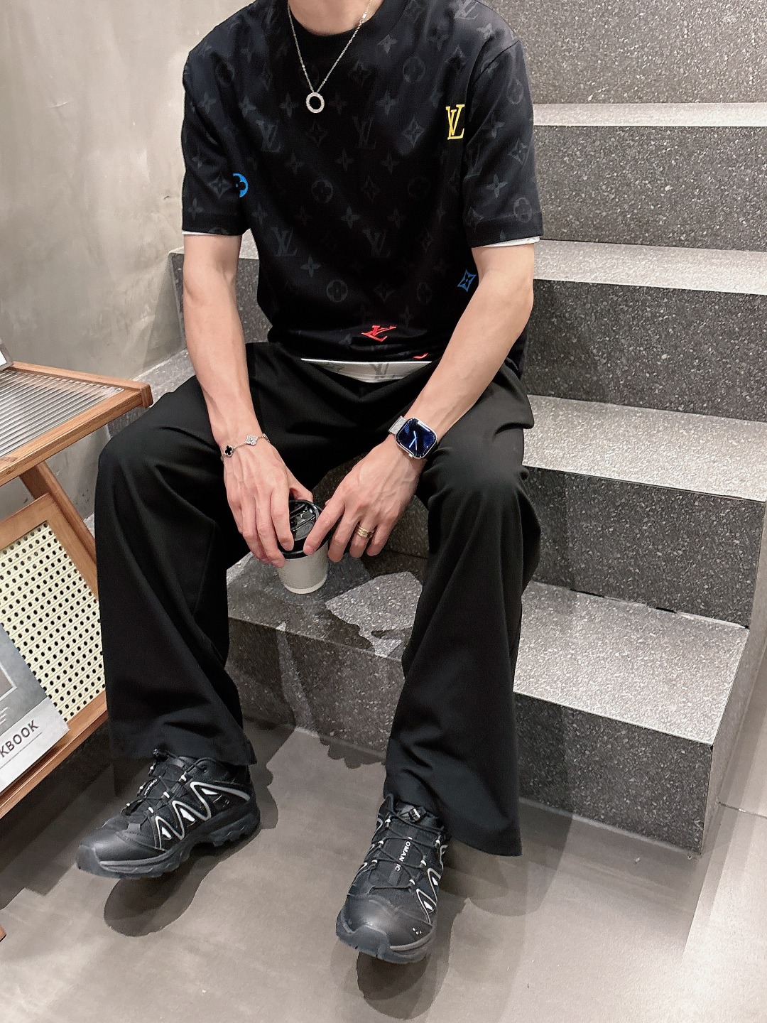  LV 2025春夏新款男女同款👫短袖T恤，！定制专属纯棉面料，定制原版工艺螺纹，胸前重工字母logo工