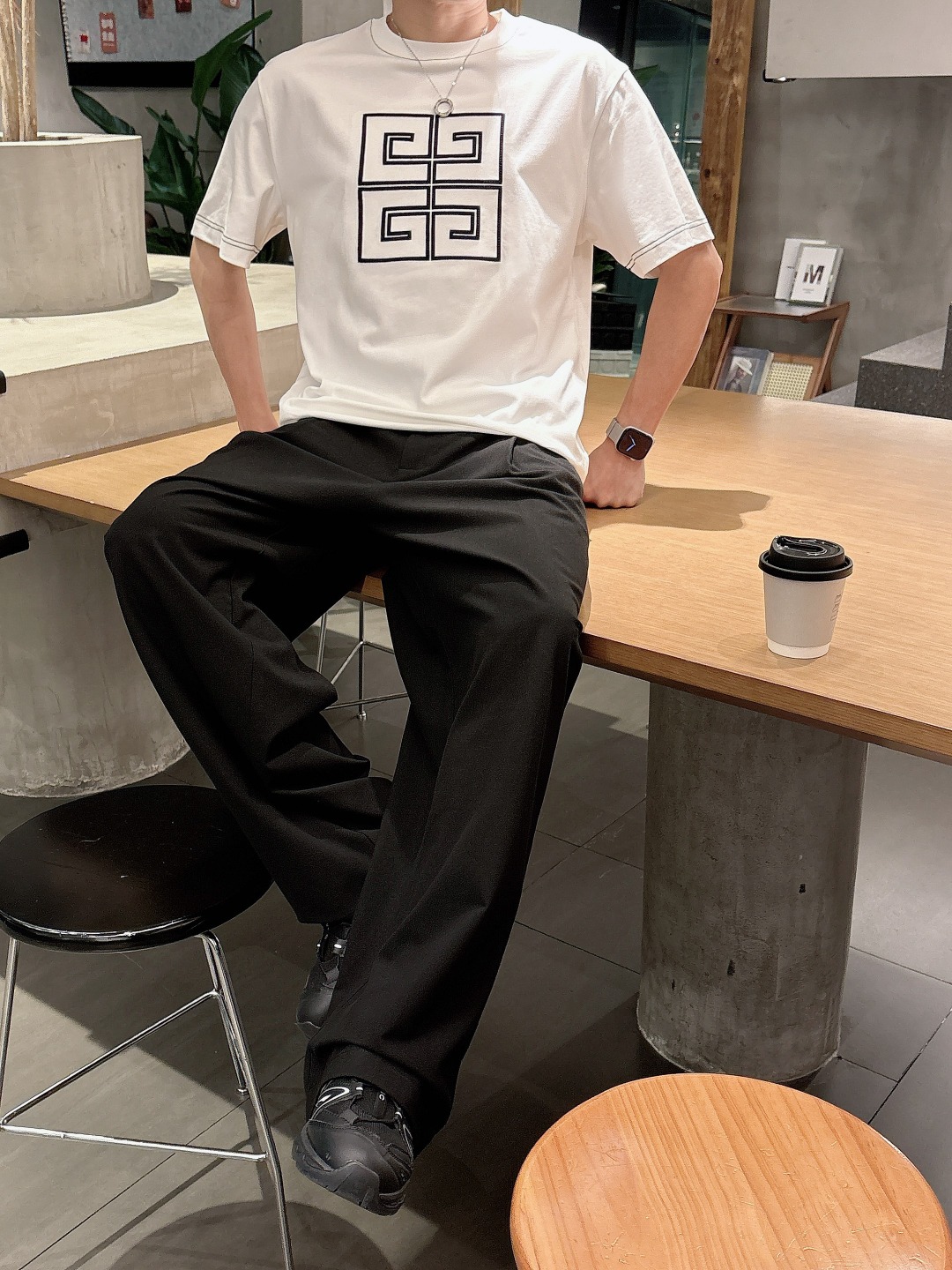  纪梵希 2025春夏新款男女同款👫短袖T恤，！定制专属纯棉面料，定制原版工艺螺纹，胸前重工字母logo