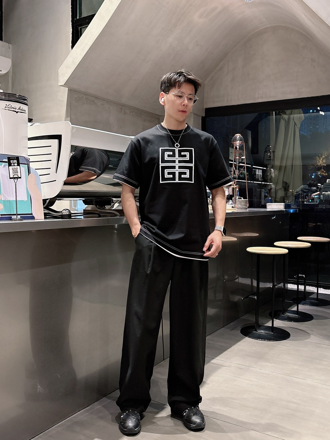 纪梵希 2025春夏新款男女同款👫短袖T恤,!定制专属纯棉面料,定制原版工艺螺纹,胸前重工字母logo
