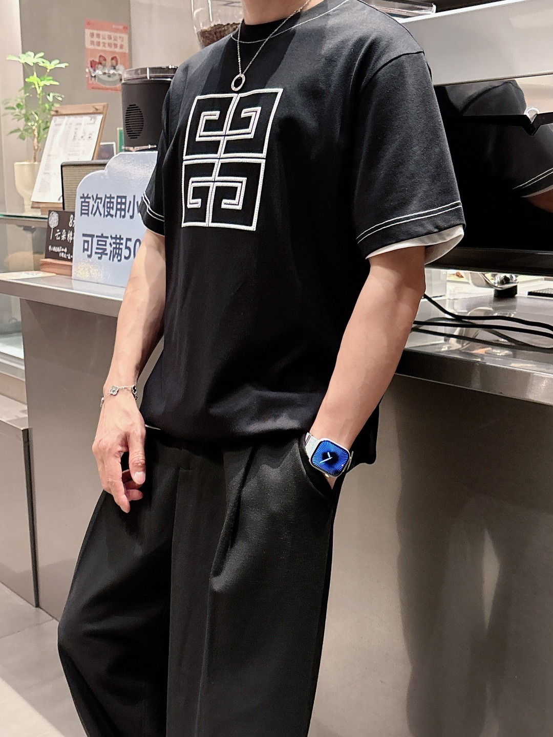 纪梵希 2025春夏新款男女同款👫短袖T恤,!定制专属纯棉面料,定制原版工艺螺纹,胸前重工字母logo