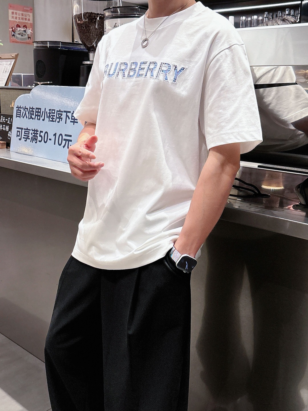  巴宝莉 2025春夏新款男女同款👫短袖T恤，！定制专属纯棉面料，定制原版工艺螺纹，胸前重工字母logo