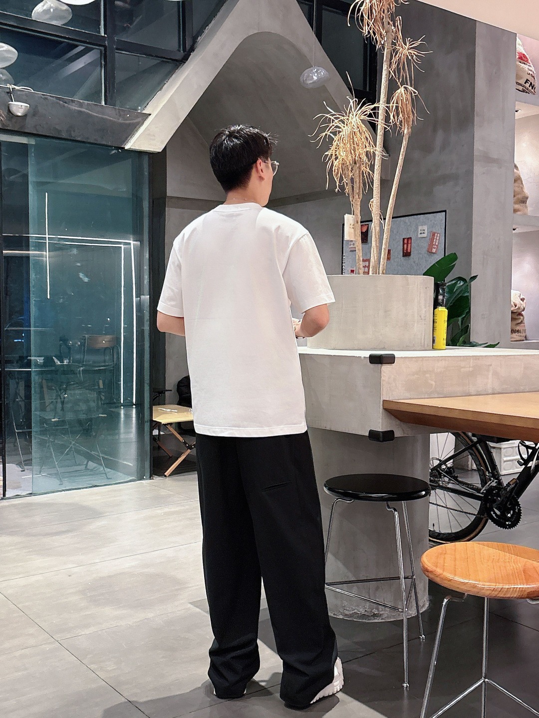  巴宝莉 2025春夏新款男女同款👫短袖T恤，！定制专属纯棉面料，定制原版工艺螺纹，胸前重工字母logo