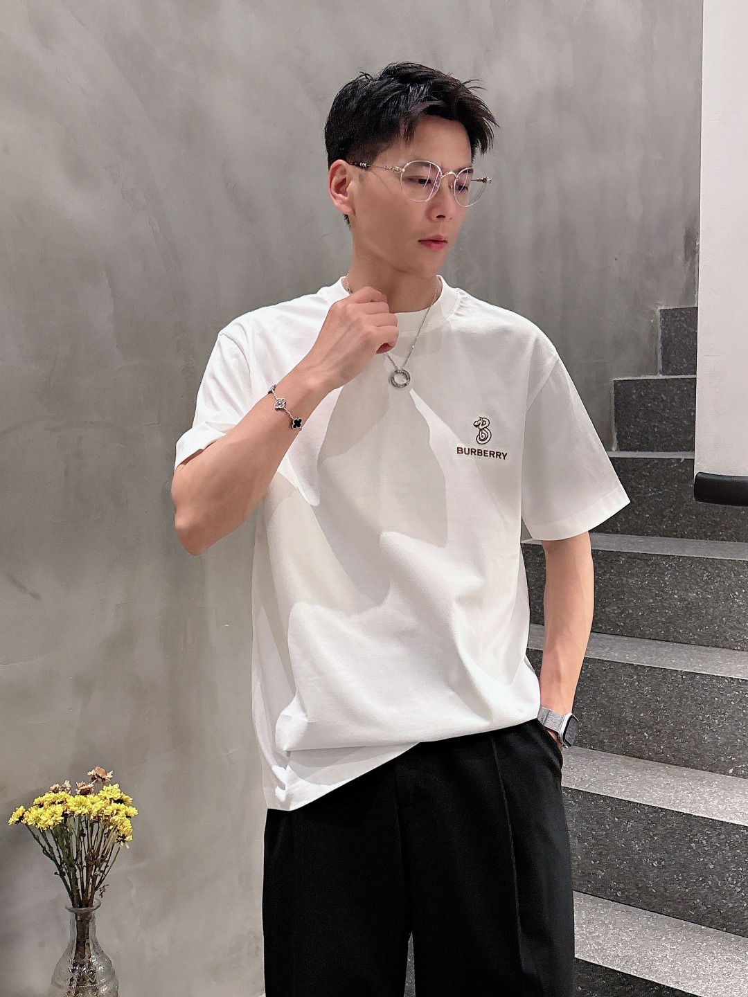  巴宝莉 2025春夏新款男女同款👫短袖T恤，！定制专属纯棉面料，定制原版工艺螺纹，胸前重工字母logo