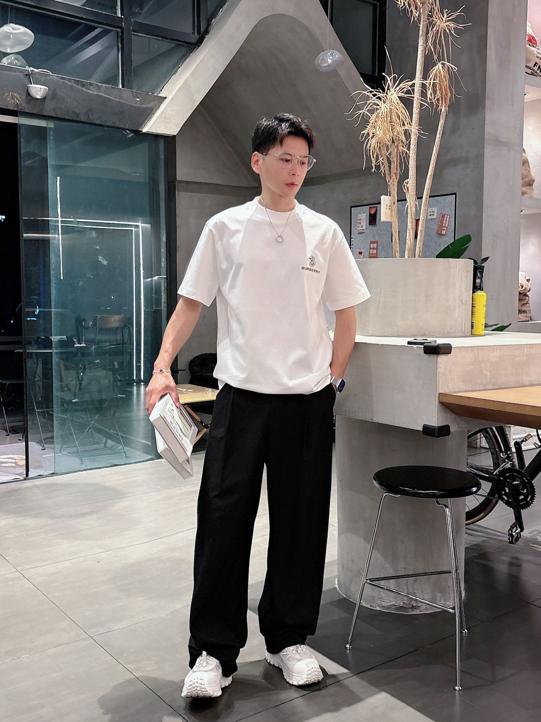  巴宝莉 2025春夏新款男女同款👫短袖T恤，！定制专属纯棉面料，定制原版工艺螺纹，胸前重工字母logo