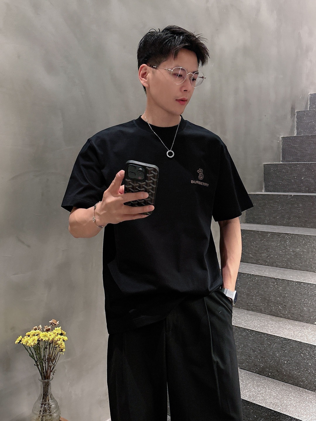 巴宝莉 2025春夏新款男女同款👫短袖T恤,!定制专属纯棉面料,定制原版工艺螺纹,胸前重工字母logo