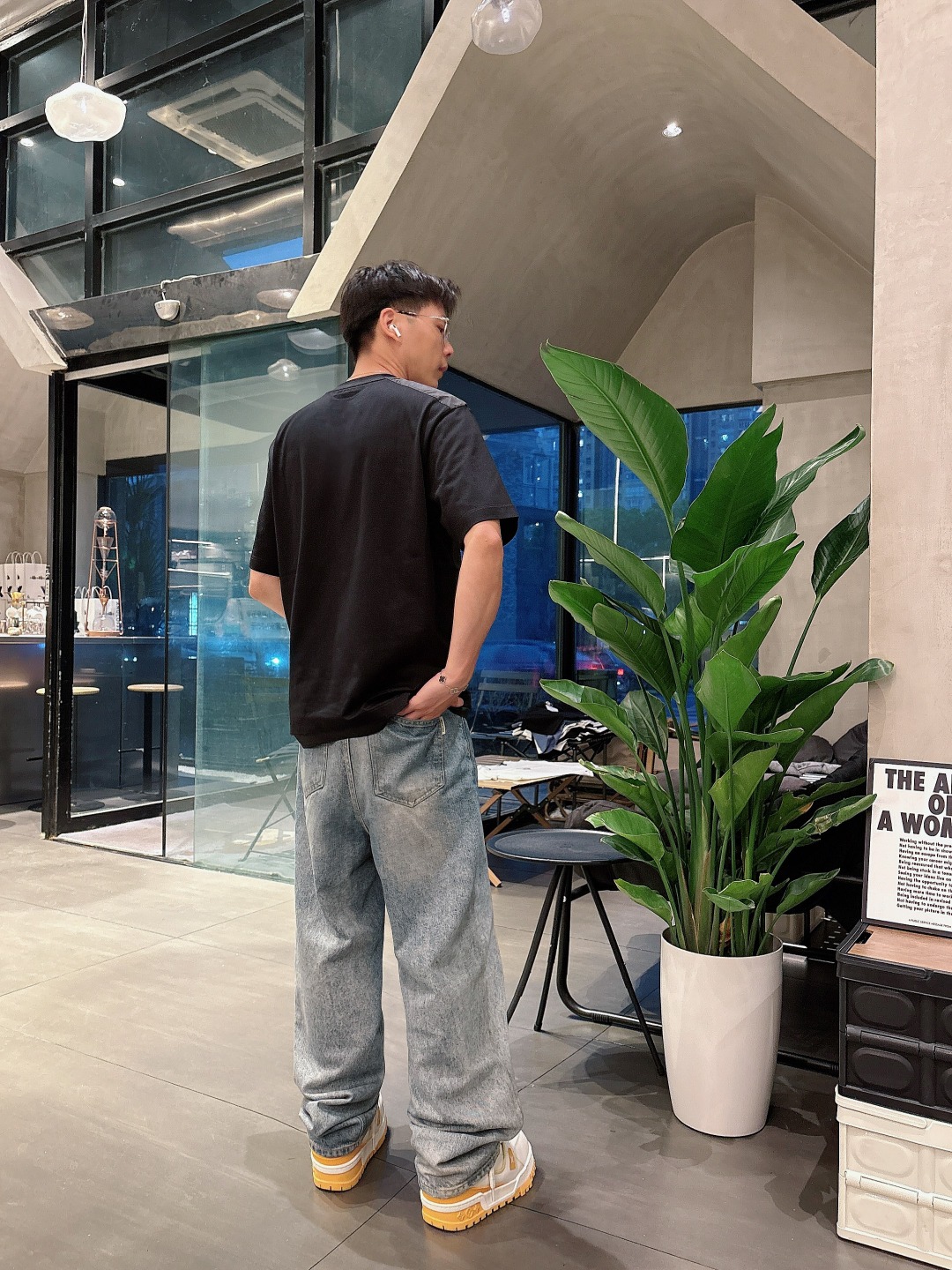  普拉达 2025春夏新款男女同款👫短袖T恤，！定制专属纯棉面料，定制原版工艺螺纹，胸前重工字母logo
