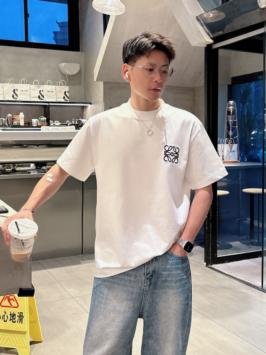  罗意威 2025春夏新款男女同款👫短袖T恤，！定制专属纯棉面料，定制原版工艺螺纹，胸前重工字母logo