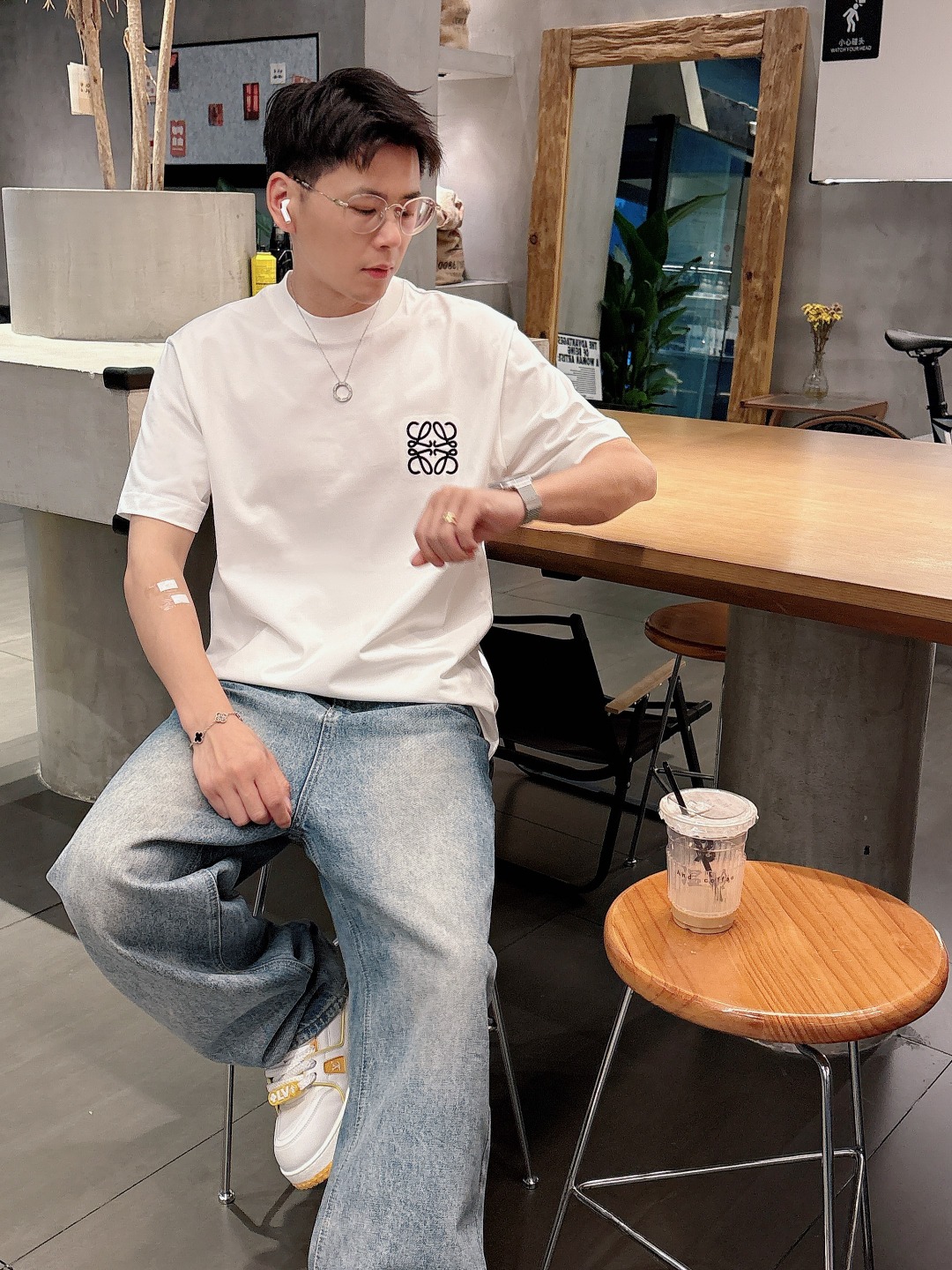  罗意威 2025春夏新款男女同款👫短袖T恤，！定制专属纯棉面料，定制原版工艺螺纹，胸前重工字母logo