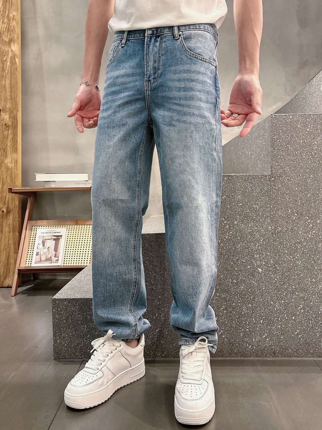 NO:453210,Prada 2025 summer new men's casual jeans, top quality!  Channel orders are sold simultaneously on the official website!  !  Original customized denim cotton material!  Suitable for casual/formal outfits ~ the best for daily commuting!  !  Size 29-38 (no 3537), prada, jeans, alexander wang19860909普拉达 2025夏新款男士休闲牛仔裤,顶级品质！渠道订单,官网同步出售！！原厂订制牛仔全棉材质！适合休闲/正装各种搭配～日常通勤的极品！！尺码29-38（没3537）,,prada,jeans,alexander wang,Men's clothing