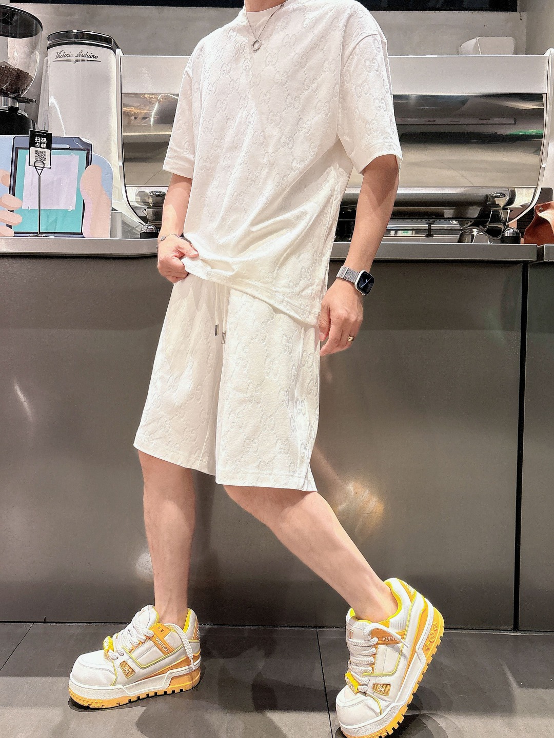 NO:453220,/Set Guchi 25/ss Spring and Summer New Cotton Set Perfect Jacquard Logo Top Hardware + Top Fabric Customization (One Set Not Disassembled) Standard Style Black White Two Colors Men and Women Same Model Number M L XL XXL XXXL XXXL,,alexander wang19860909/套 古奇 25/ss春夏新款棉质套装 完美提花标识 顶级五金+顶级面料定制（一套不拆） 标准版型 黑 白 两色 男女同款 码数M L XL XXL XXXL,,alexander wang,Men's clothing