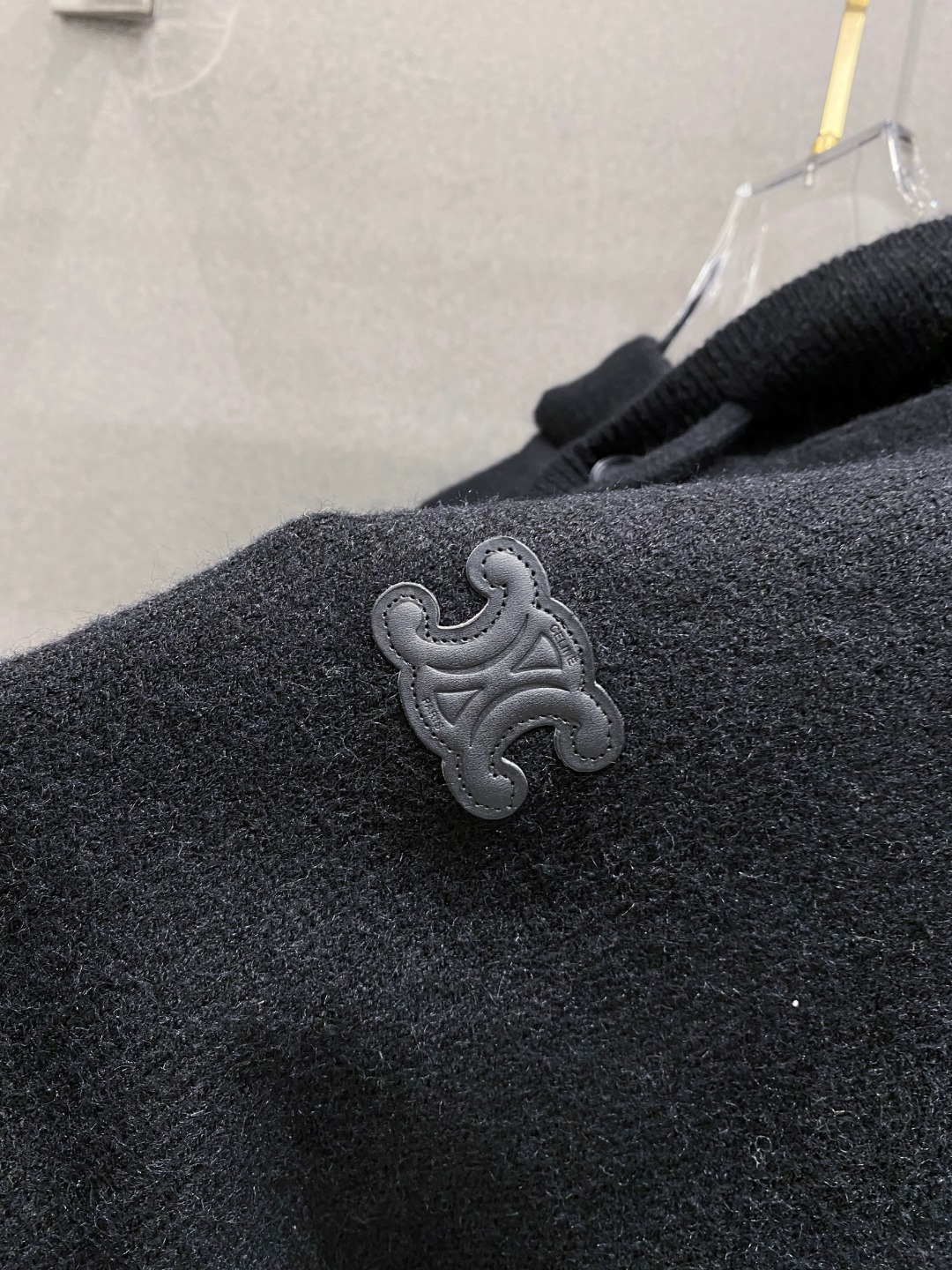 ￼ 塞林 官网 秋冬同步更新 针织外套 海外爆款 精细羊毛针织厚实面料 舒服又保暖 绝对高端产物 M-3