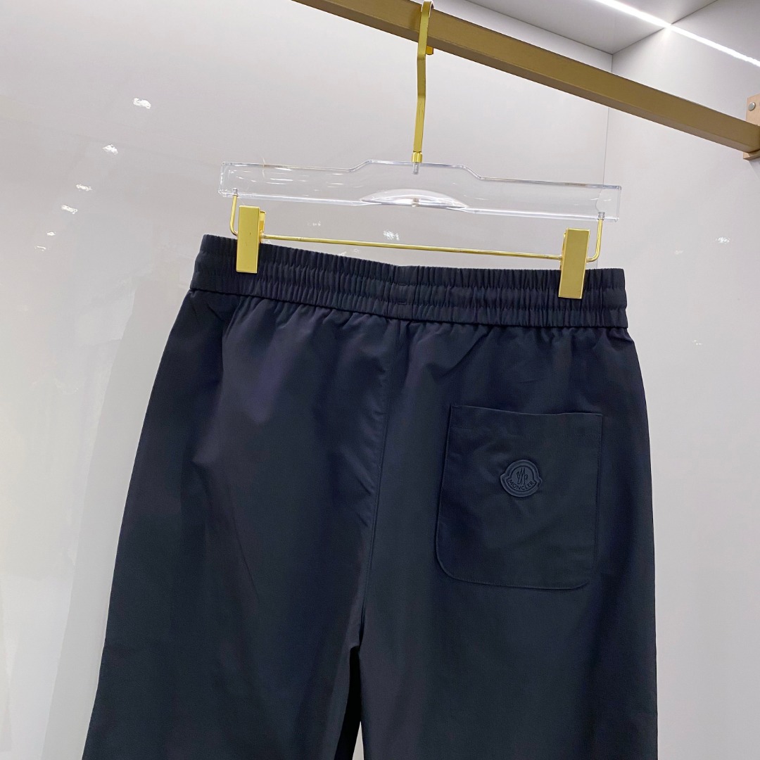  LV 2025男士精品休闲裤顶级面料休闲裤，最新款上身版型无敌正!绝对可以闭眼收的一款此款裤子非常百搭