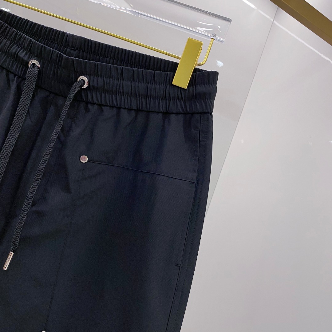  LV 2025男士精品休闲裤顶级面料休闲裤，最新款上身版型无敌正!绝对可以闭眼收的一款此款裤子非常百搭