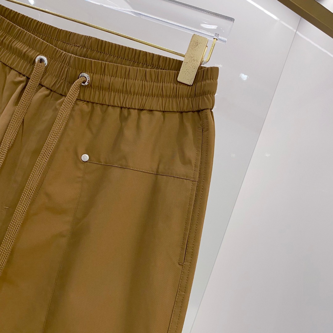  LV 2025男士精品休闲裤顶级面料休闲裤，最新款上身版型无敌正!绝对可以闭眼收的一款此款裤子非常百搭