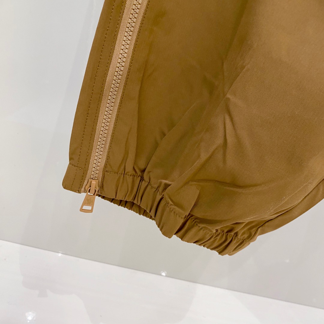  LV 2025男士精品休闲裤顶级面料休闲裤，最新款上身版型无敌正!绝对可以闭眼收的一款此款裤子非常百搭