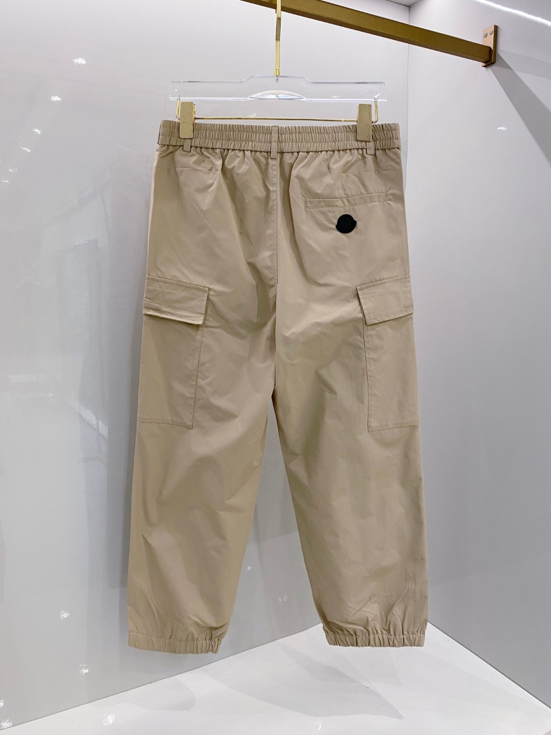  Mo 25新款休闲裤🌟经典字母口袋长裤🔥潮流百搭
码数：M-3XL