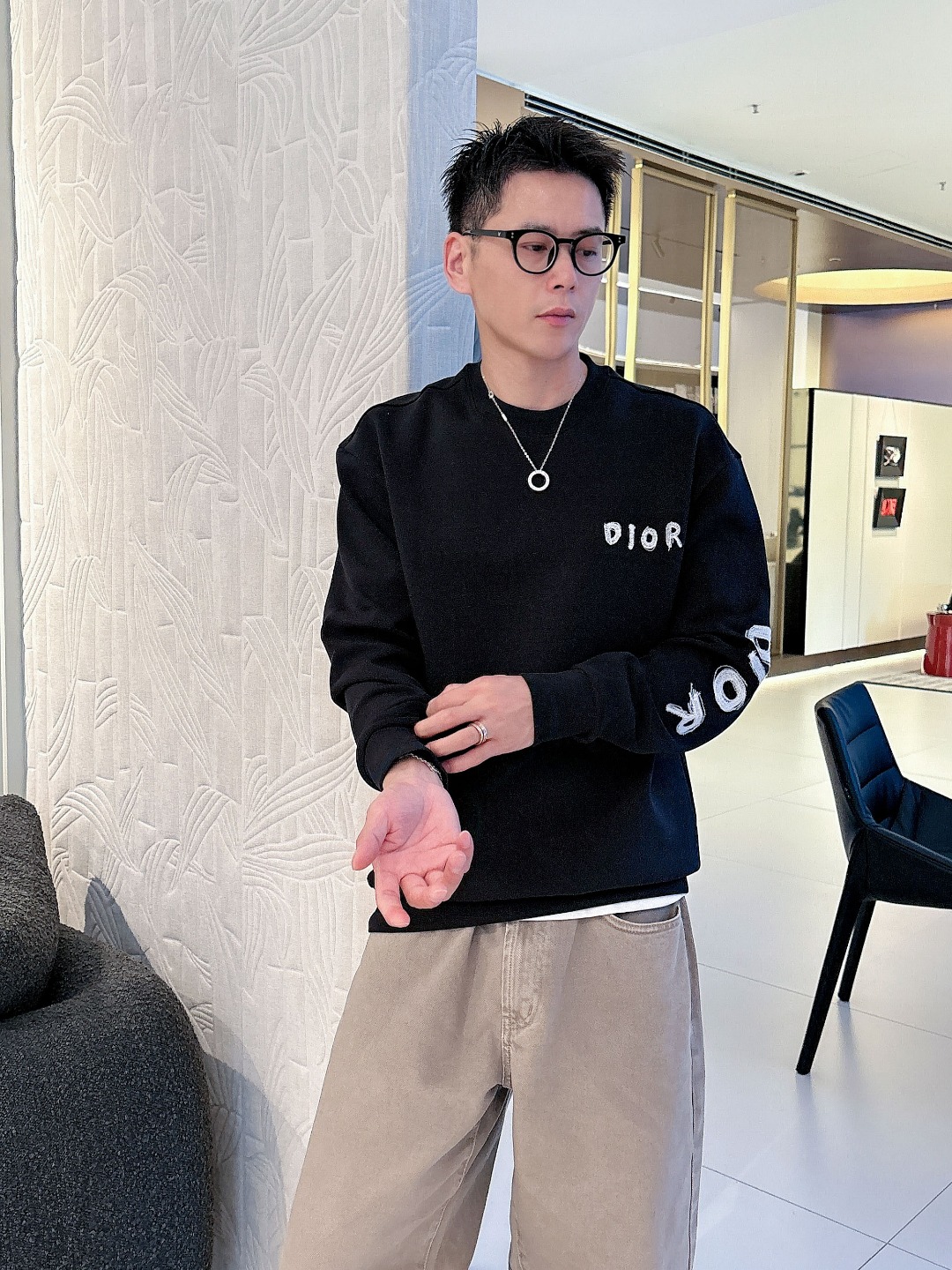 Dior 迪奥# 2025秋冬新款 八明治空气层套头圆领卫衣男女同款时尚休闲套头卫衣衫！贸易公司渠道稀出