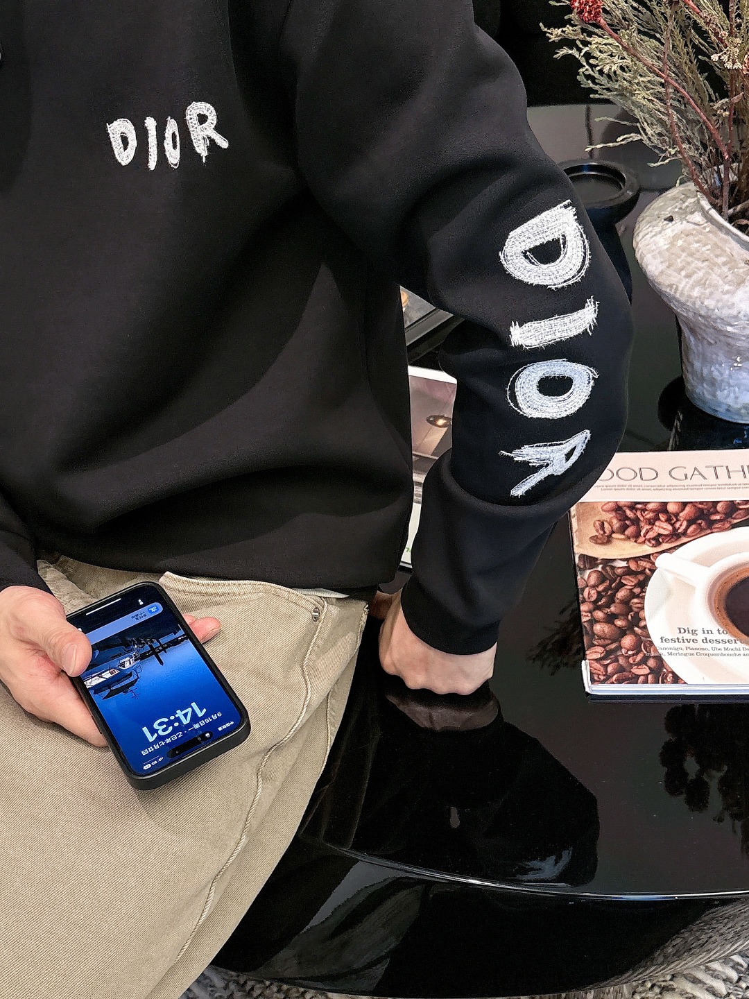 Dior 迪奥# 2025秋冬新款 八明治空气层套头圆领卫衣男女同款时尚休闲套头卫衣衫！贸易公司渠道稀出