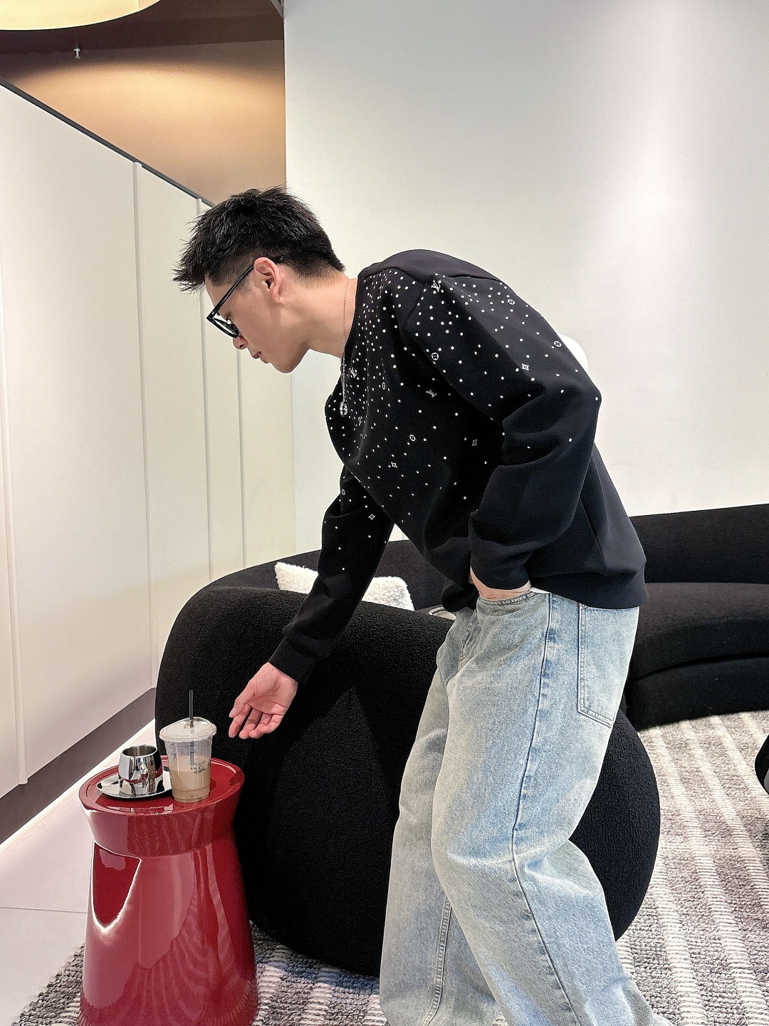 LV【新品】贸易渠道代工品 秋冬新品 🆕男士圆领太空棉卫衣 风十足缔造最为出色的奢感运动休闲体系,最为舒