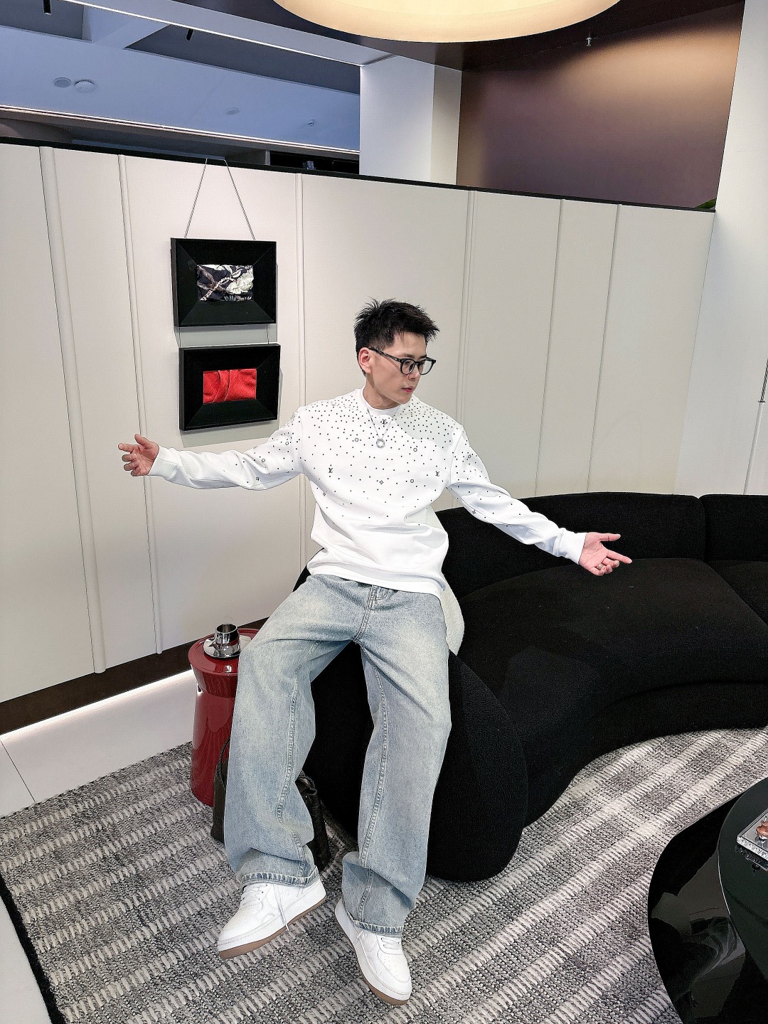 LV【新品】贸易渠道代工品 秋冬新品 🆕男士圆领太空棉卫衣 风十足缔造最为出色的奢感运动休闲体系,最为舒