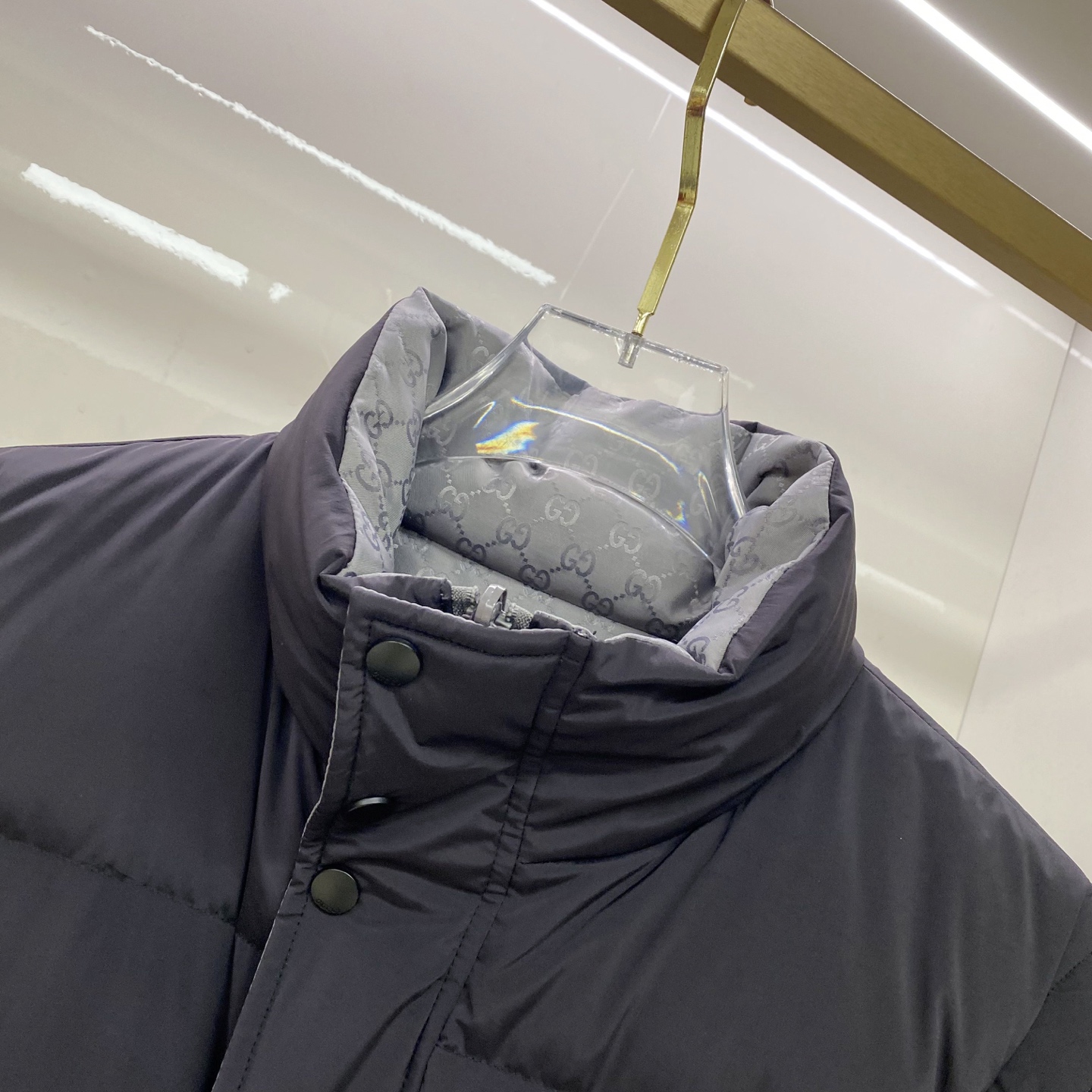 爆款羽绒服 双面穿袖子可拆卸 Gucci 古奇 2025新款羽绒服秀场新品，袖子可拆卸，一衣四穿。品相非