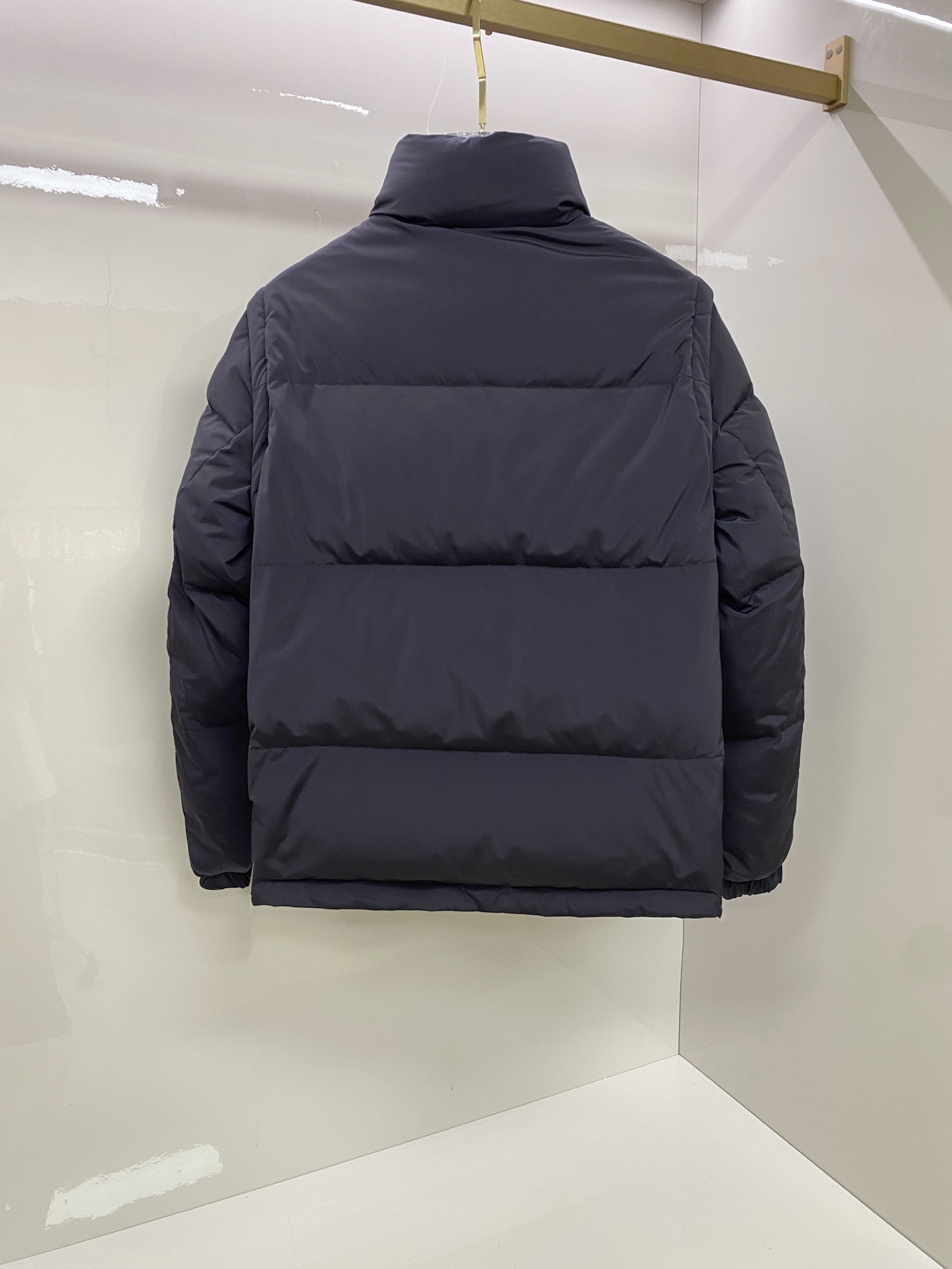 爆款羽绒服 双面穿袖子可拆卸 Gucci 古奇 2025新款羽绒服秀场新品，袖子可拆卸，一衣四穿。品相非