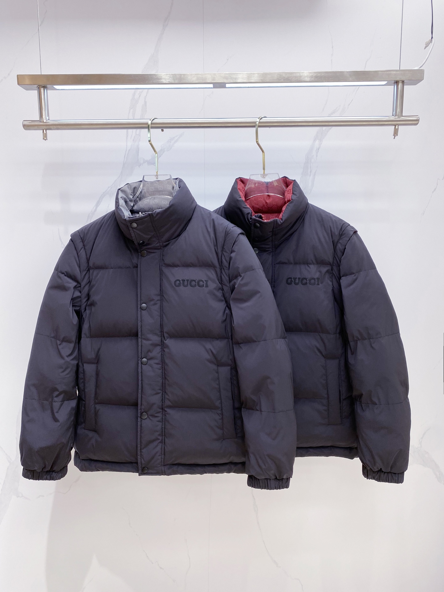 爆款羽绒服 双面穿袖子可拆卸 Gucci 古奇 2025新款羽绒服秀场新品，袖子可拆卸，一衣四穿。品相非