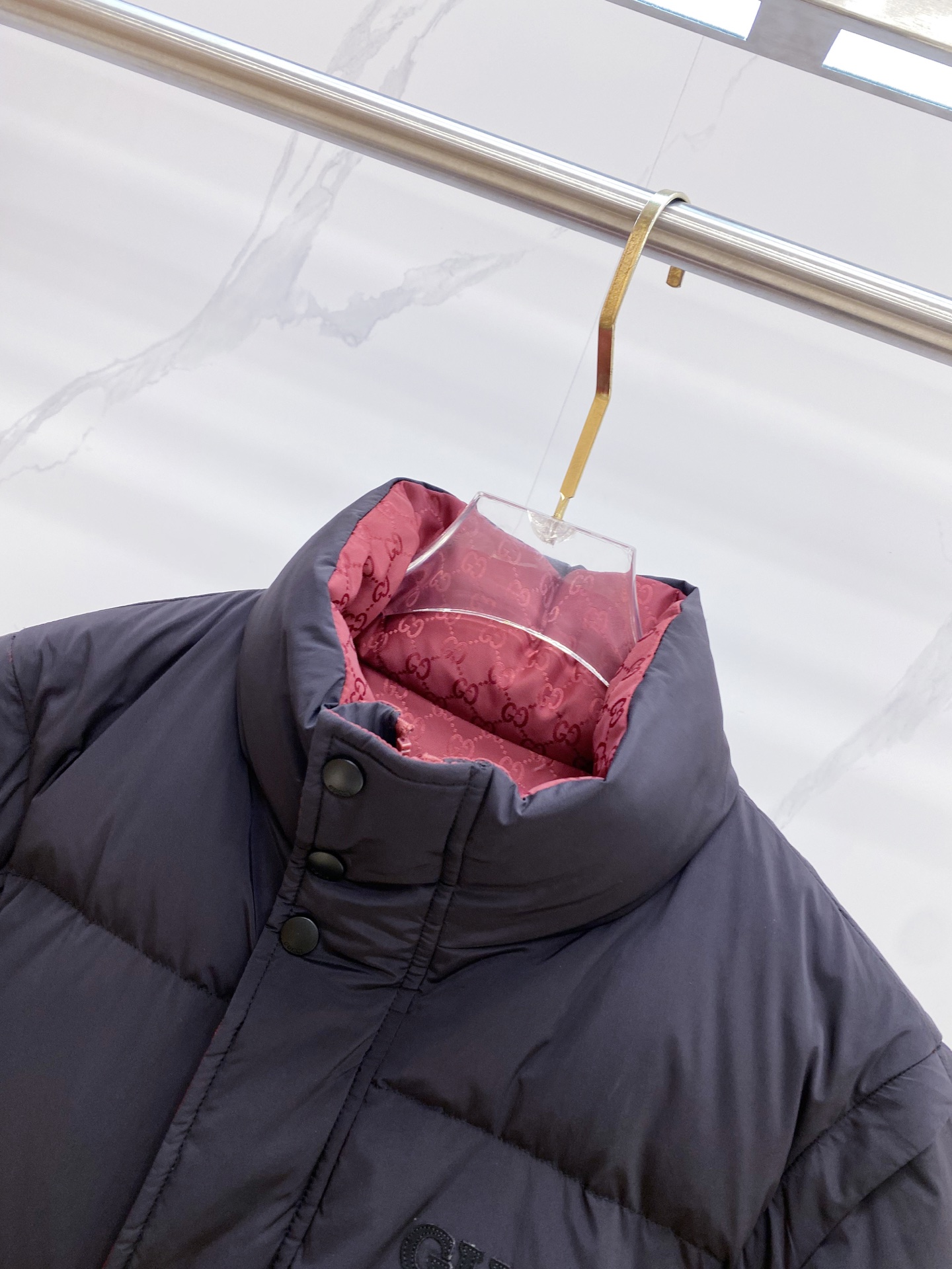 爆款羽绒服 双面穿袖子可拆卸 Gucci 古奇 2025新款羽绒服秀场新品，袖子可拆卸，一衣四穿。品相非