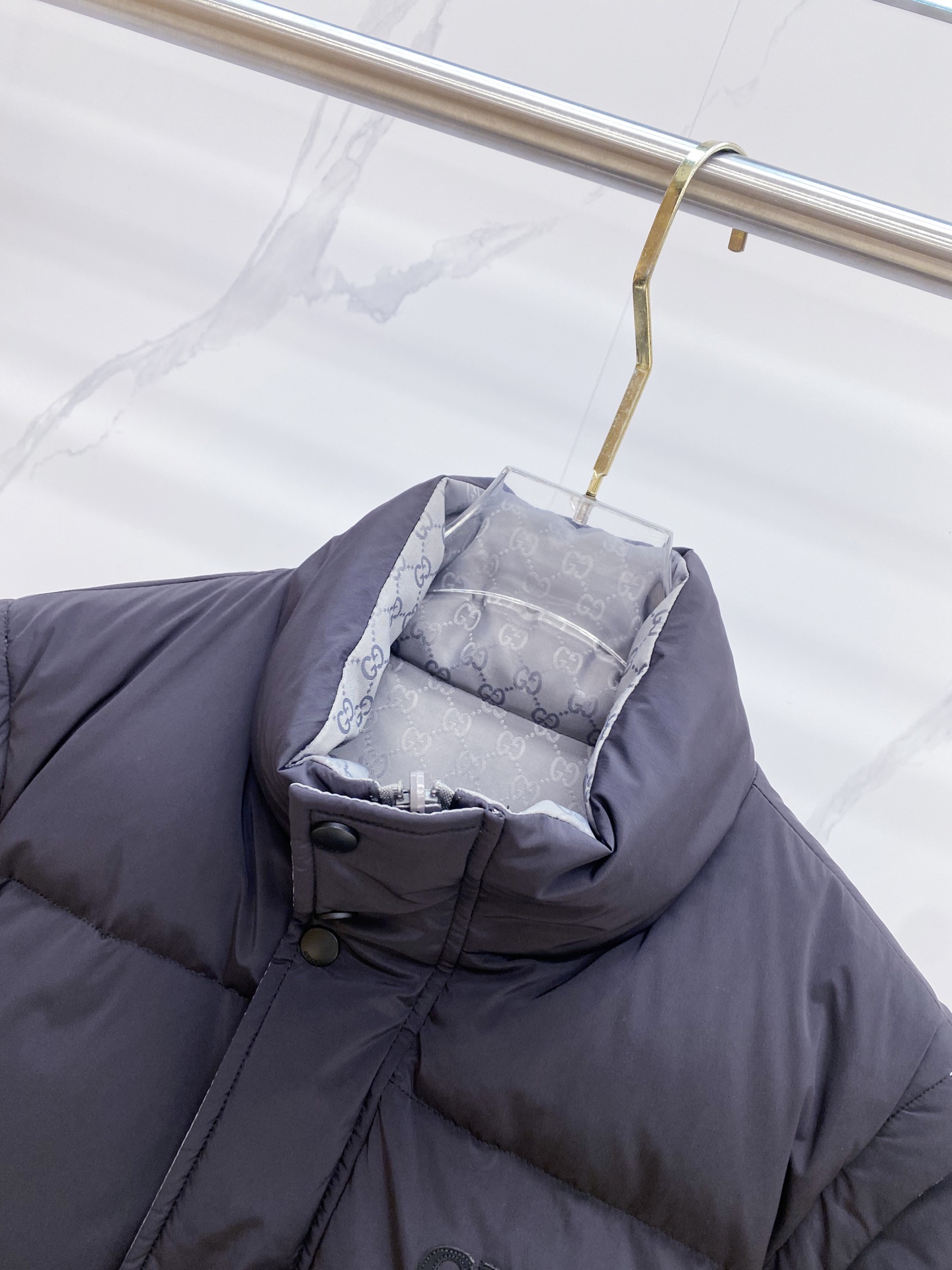爆款羽绒服 双面穿袖子可拆卸 Gucci 古奇 2025新款羽绒服秀场新品，袖子可拆卸，一衣四穿。品相非