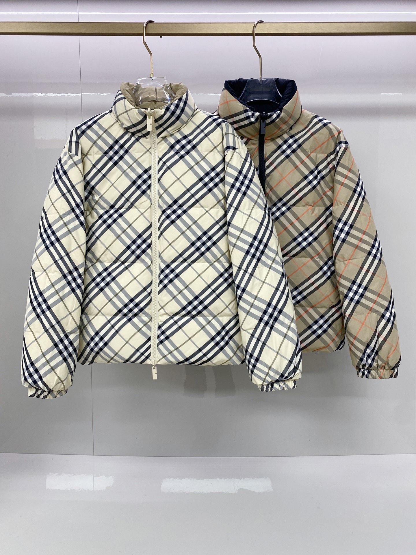 Burberry 巴宝莉 25SS ⚠️⚠️BUR独家最新双面立领羽绒服外套 贵族高级别要求订单 高标准