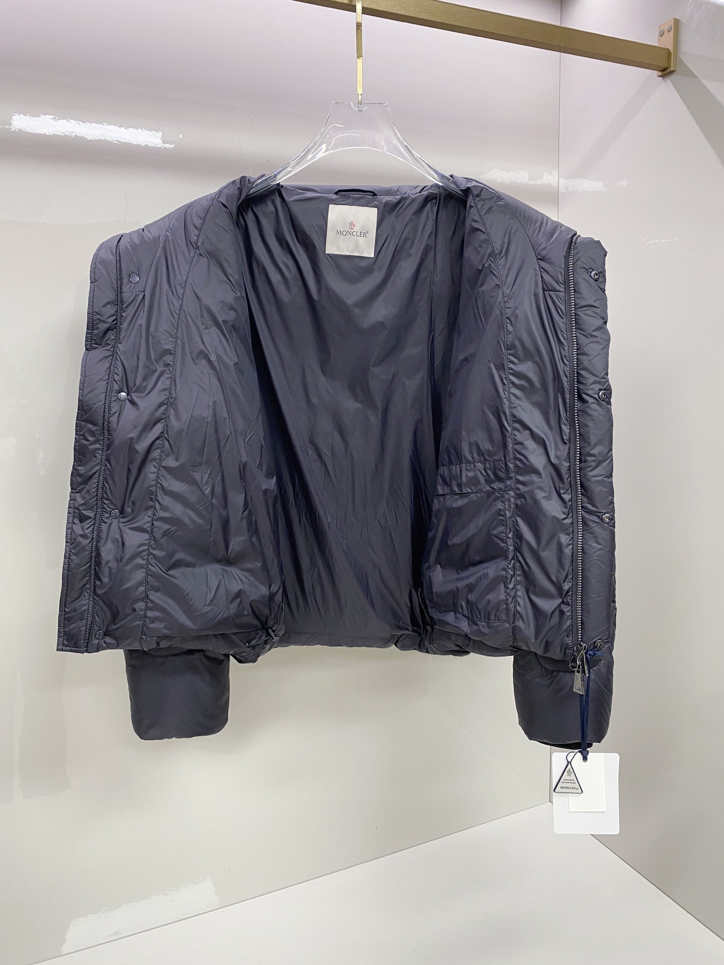 Moncler 蒙口爆款🔥🔥🔥独家爆款2025秋冬新款🆕羽绒服 原版1:1订制五金配件全进口原版定制 欢