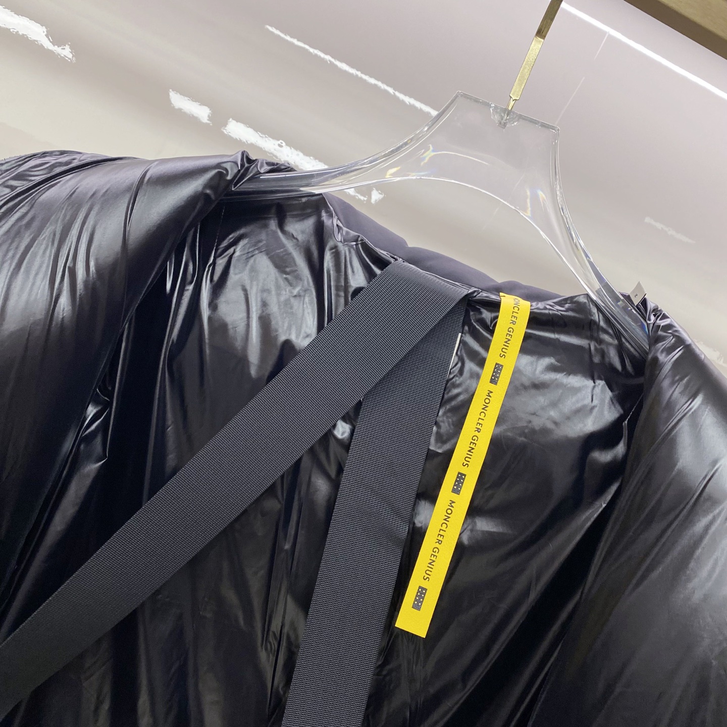 特级羽绒⬆️Moncler Genius天才设计师Seymour短款男女款羽绒夹克外套.Moncler 