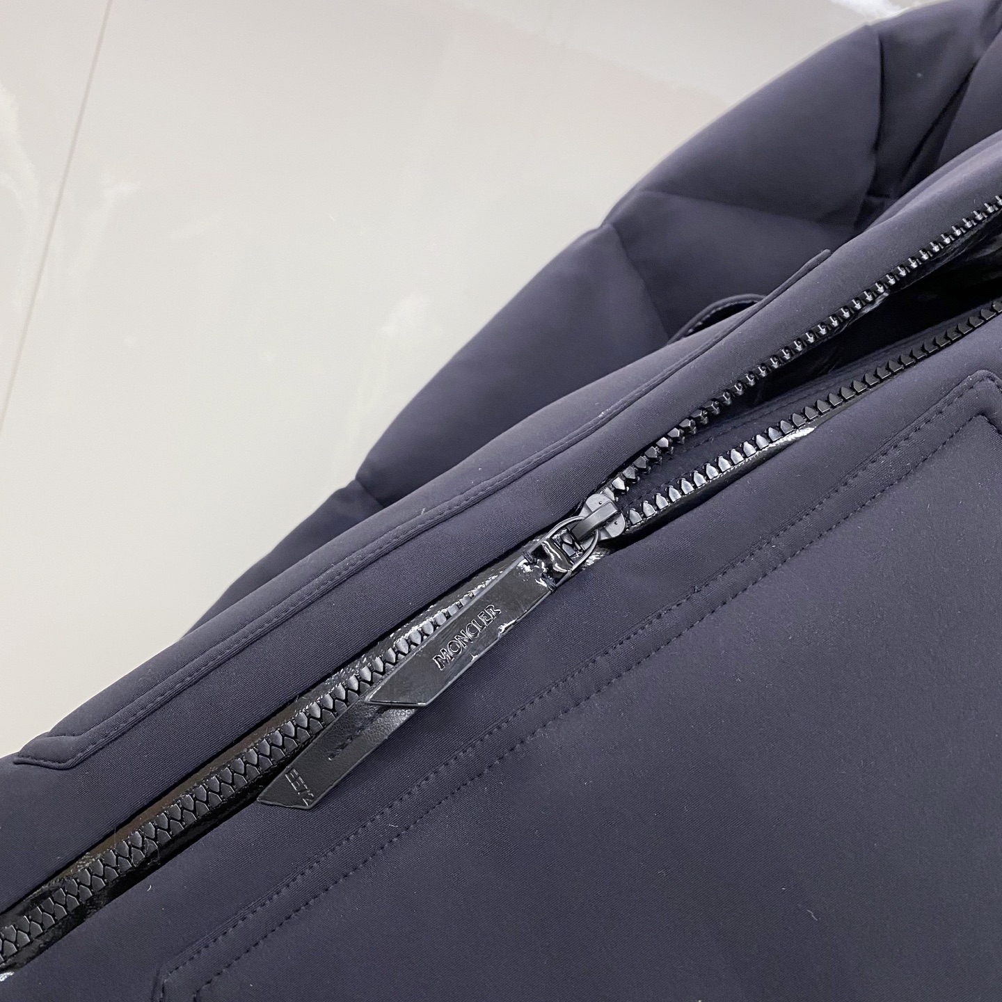 特级羽绒⬆️Moncler Genius天才设计师Seymour短款男女款羽绒夹克外套.Moncler 