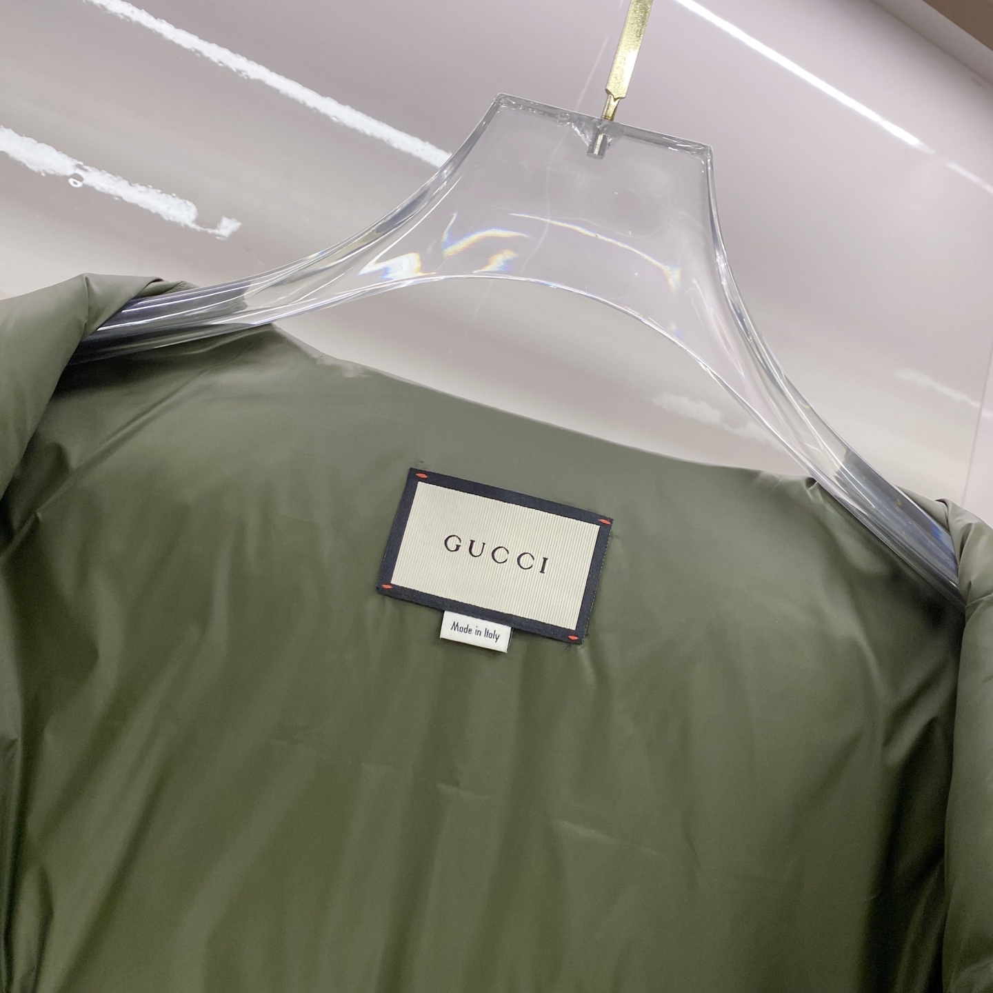 Gucci 古奇 羽绒服 2025最新款时尚设计师款夹克外套羽绒服处处细节显工艺足够的高级 结构性剪裁的