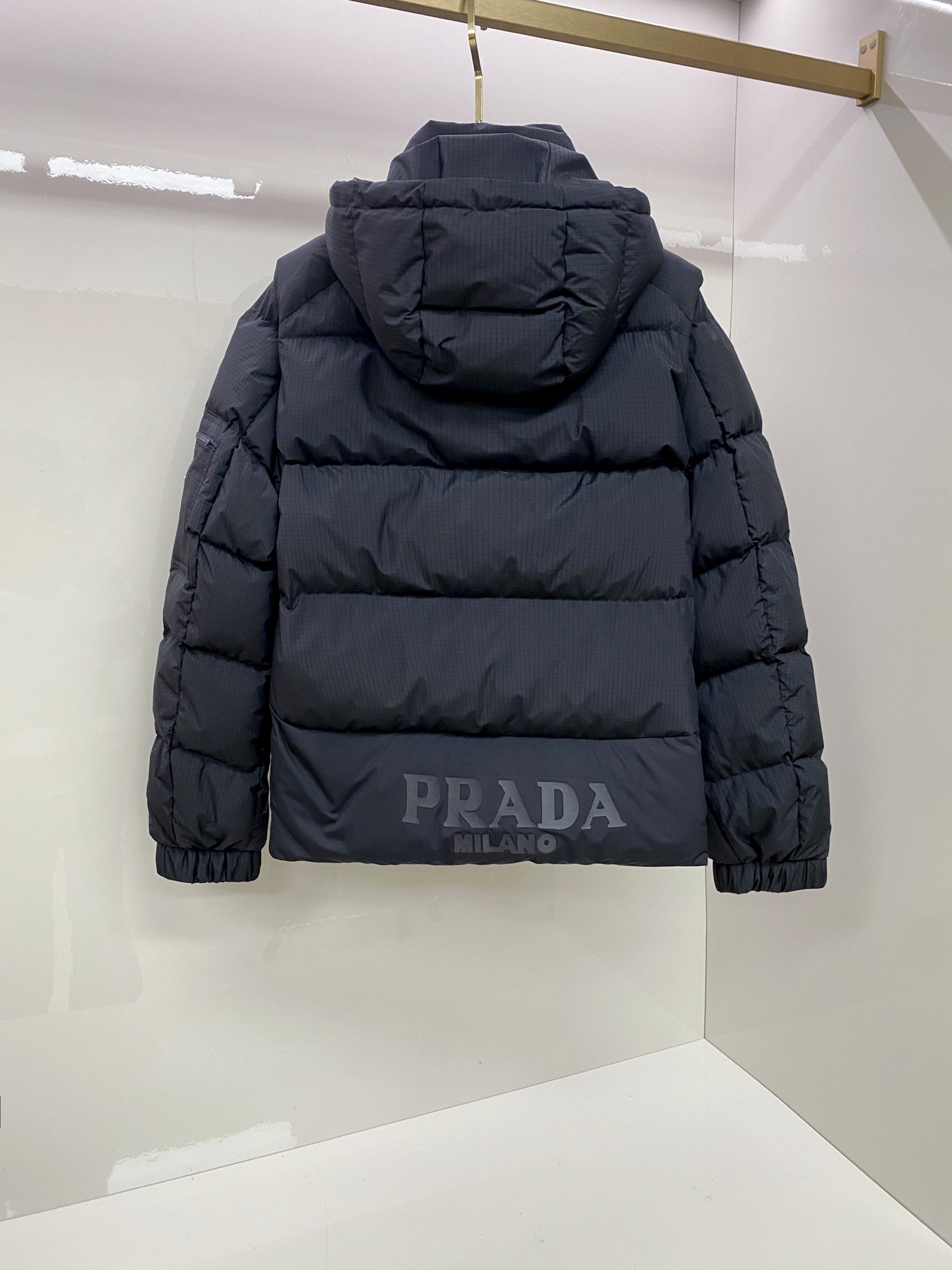 普拉达 羽绒服🆕*2025秋冬羽绒新品｜PRA可拆卸衣袖，一衣两穿，重塑冬日型格精选9010高品质大朵白