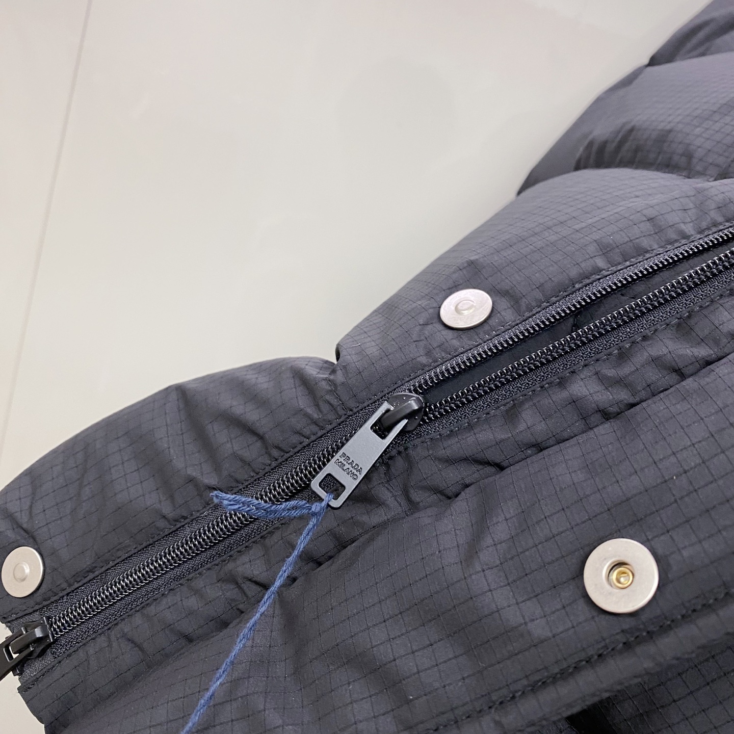 普拉达 羽绒服🆕*2025秋冬羽绒新品｜PRA可拆卸衣袖，一衣两穿，重塑冬日型格精选9010高品质大朵白