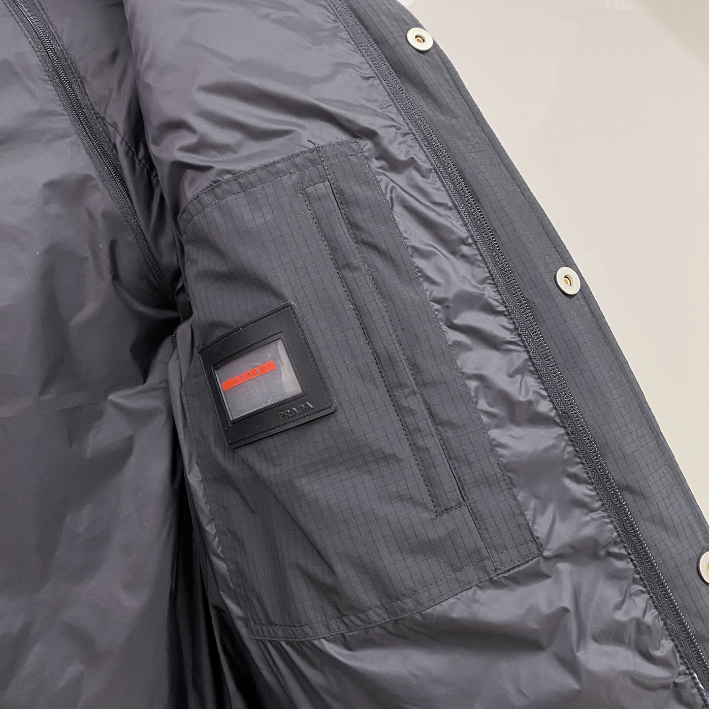 普拉达 羽绒服🆕*2025秋冬羽绒新品｜PRA可拆卸衣袖，一衣两穿，重塑冬日型格精选9010高品质大朵白