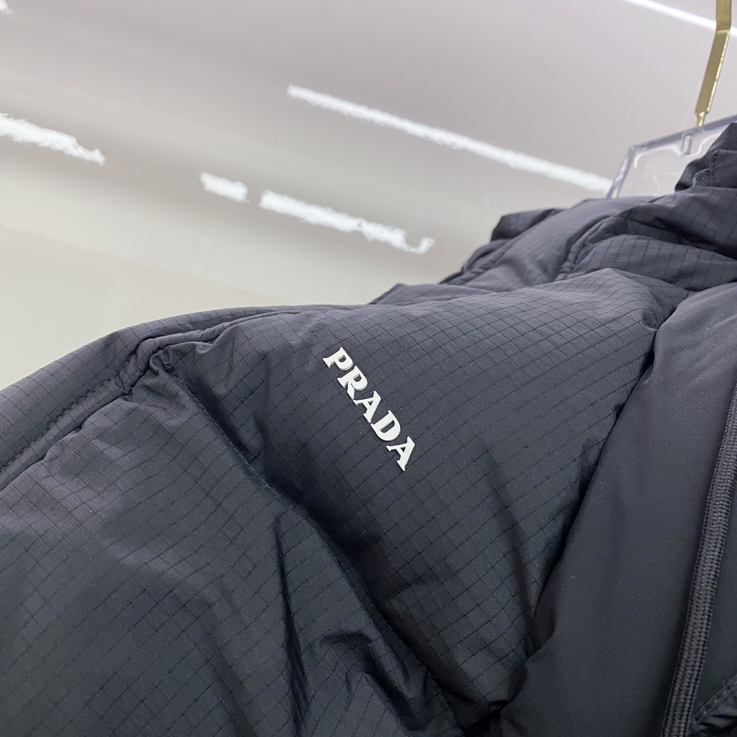 普拉达 羽绒服🆕*2025秋冬羽绒新品｜PRA可拆卸衣袖，一衣两穿，重塑冬日型格精选9010高品质大朵白