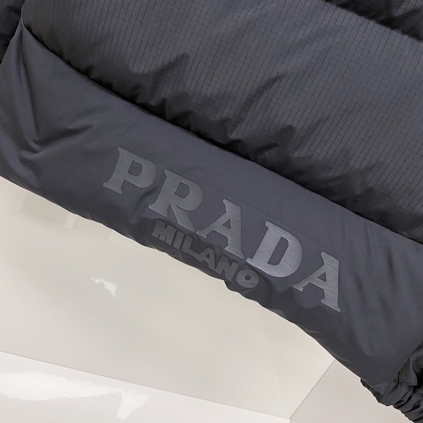 普拉达 羽绒服🆕*2025秋冬羽绒新品｜PRA可拆卸衣袖，一衣两穿，重塑冬日型格精选9010高品质大朵白