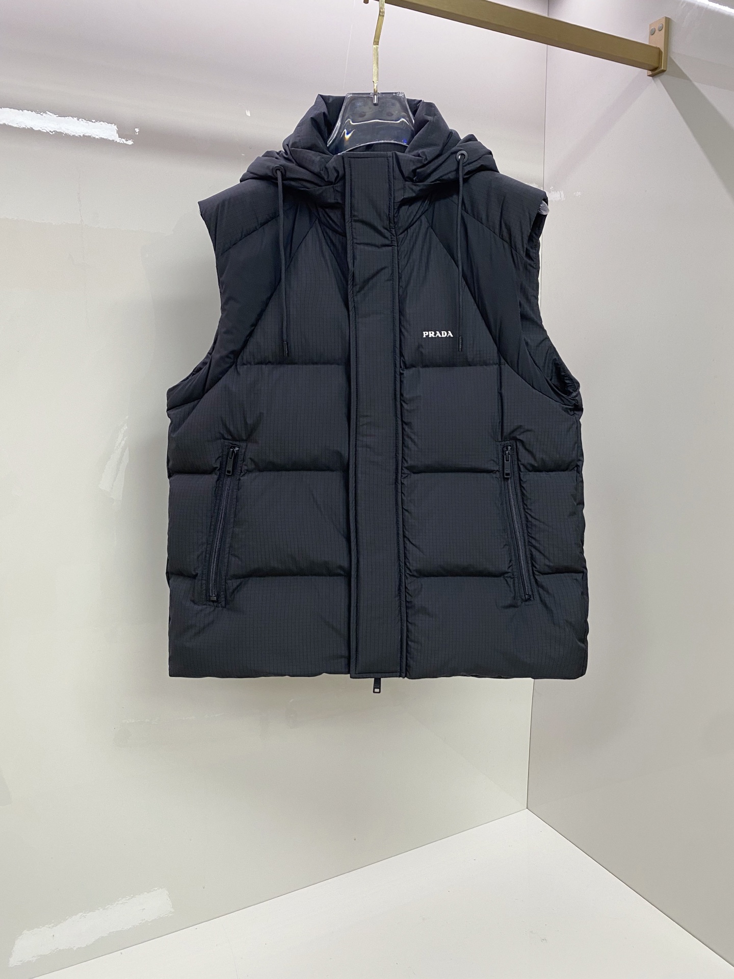 普拉达 羽绒服🆕*2025秋冬羽绒新品｜PRA可拆卸衣袖，一衣两穿，重塑冬日型格精选9010高品质大朵白