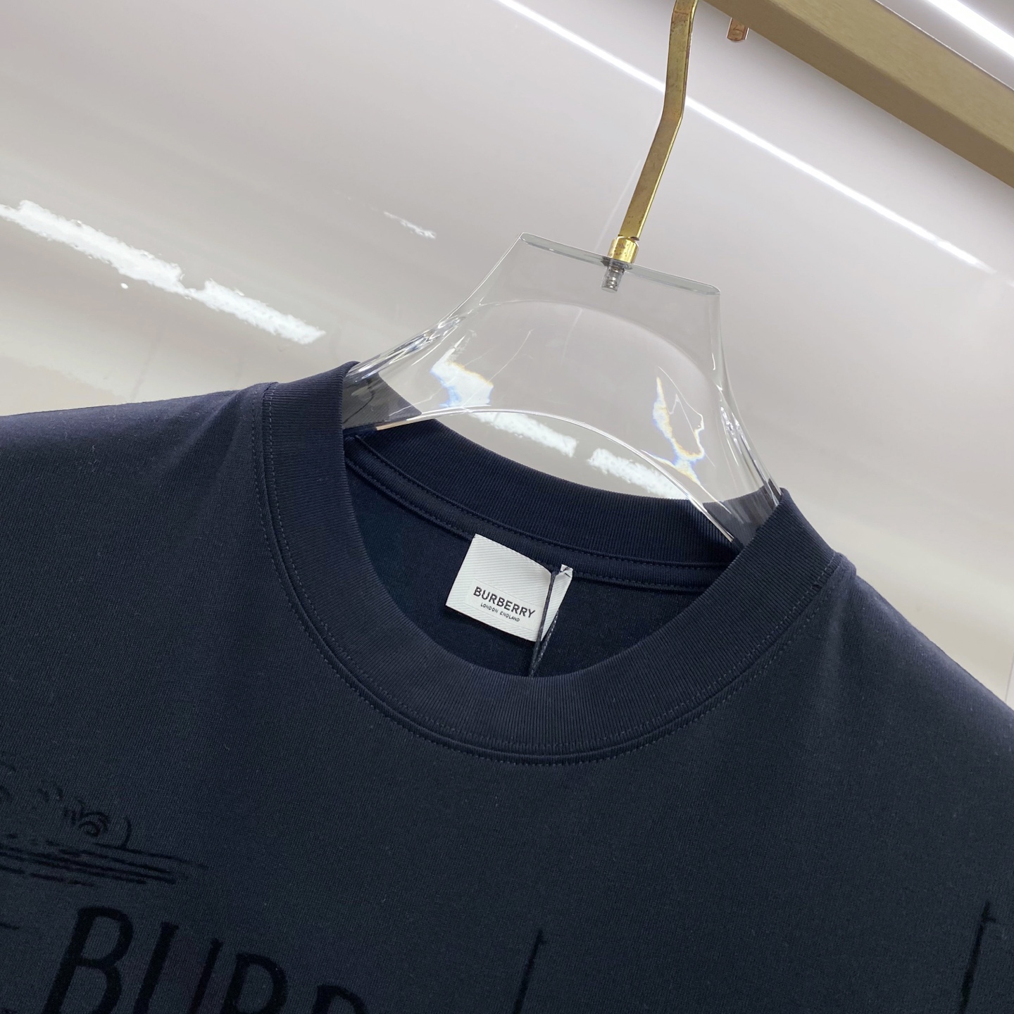 Burberry 巴宝莉 2026ss 春夏新款首发专柜最新款短袖圆领T恤 高端订制 设计前卫时尚！品牌