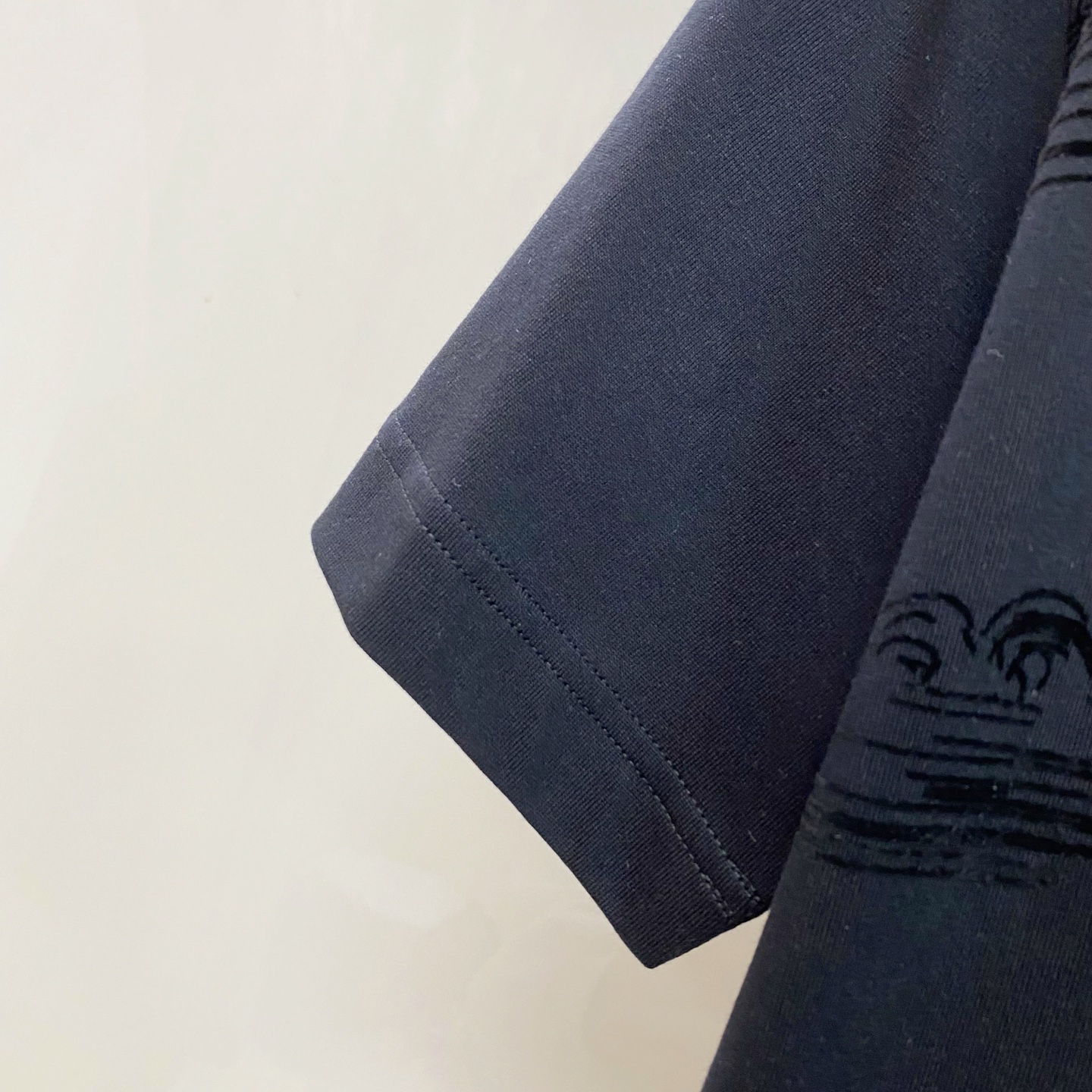 Burberry 巴宝莉 2026ss 春夏新款首发专柜最新款短袖圆领T恤 高端订制 设计前卫时尚！品牌