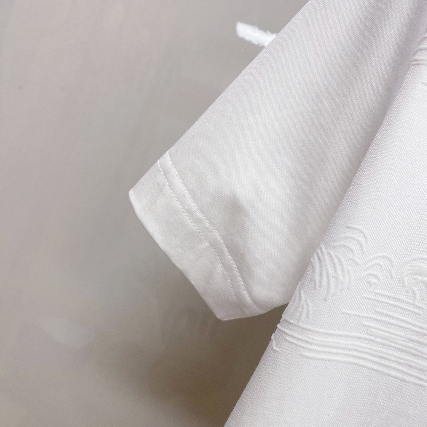 Burberry 巴宝莉 2026ss 春夏新款首发专柜最新款短袖圆领T恤 高端订制 设计前卫时尚！品牌