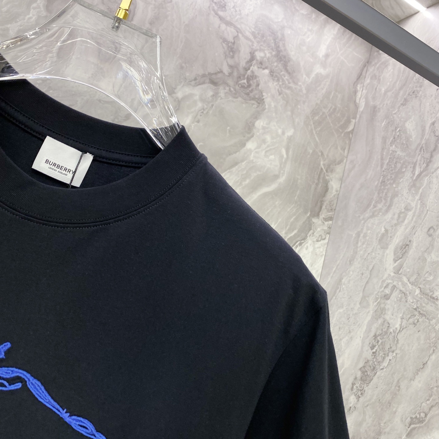 Burberry 巴宝莉 2026ss 春夏新款首发专柜最新款短袖圆领T恤 高端订制 设计前卫时尚！品牌