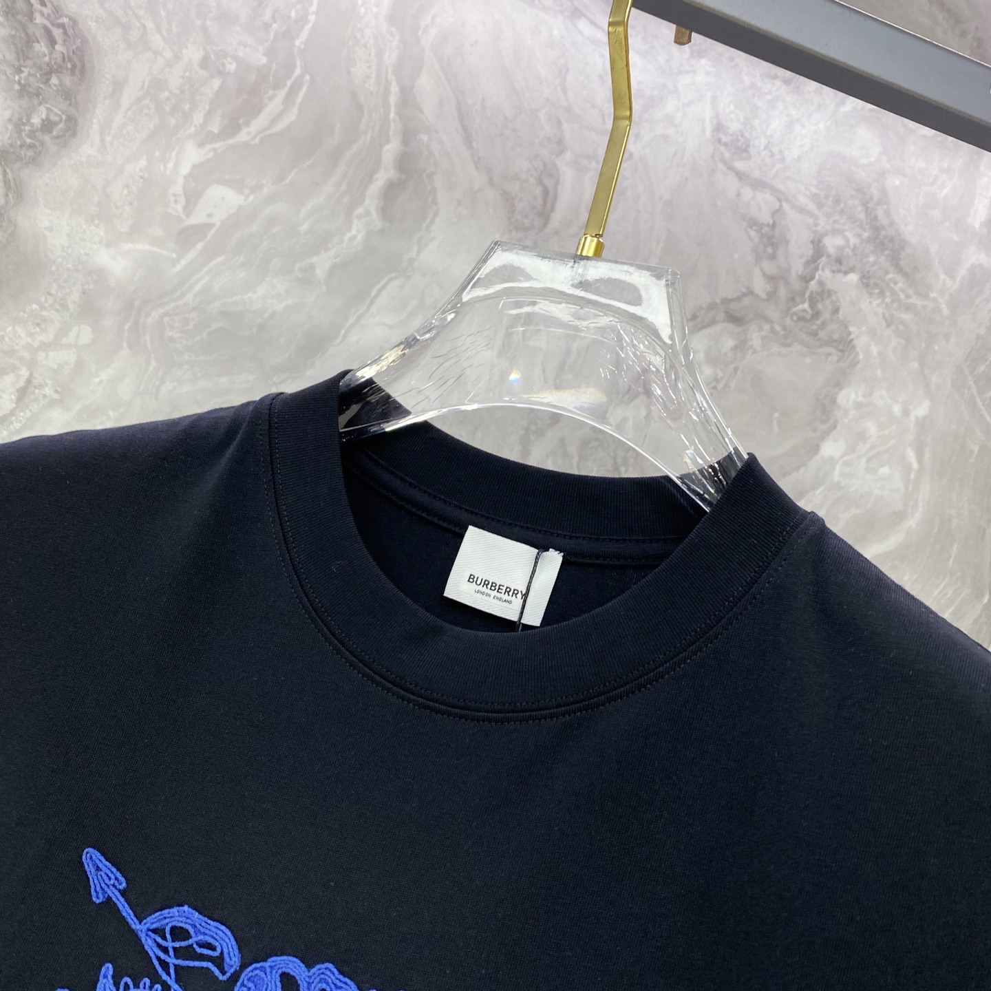 Burberry 巴宝莉 2026ss 春夏新款首发专柜最新款短袖圆领T恤 高端订制 设计前卫时尚！品牌