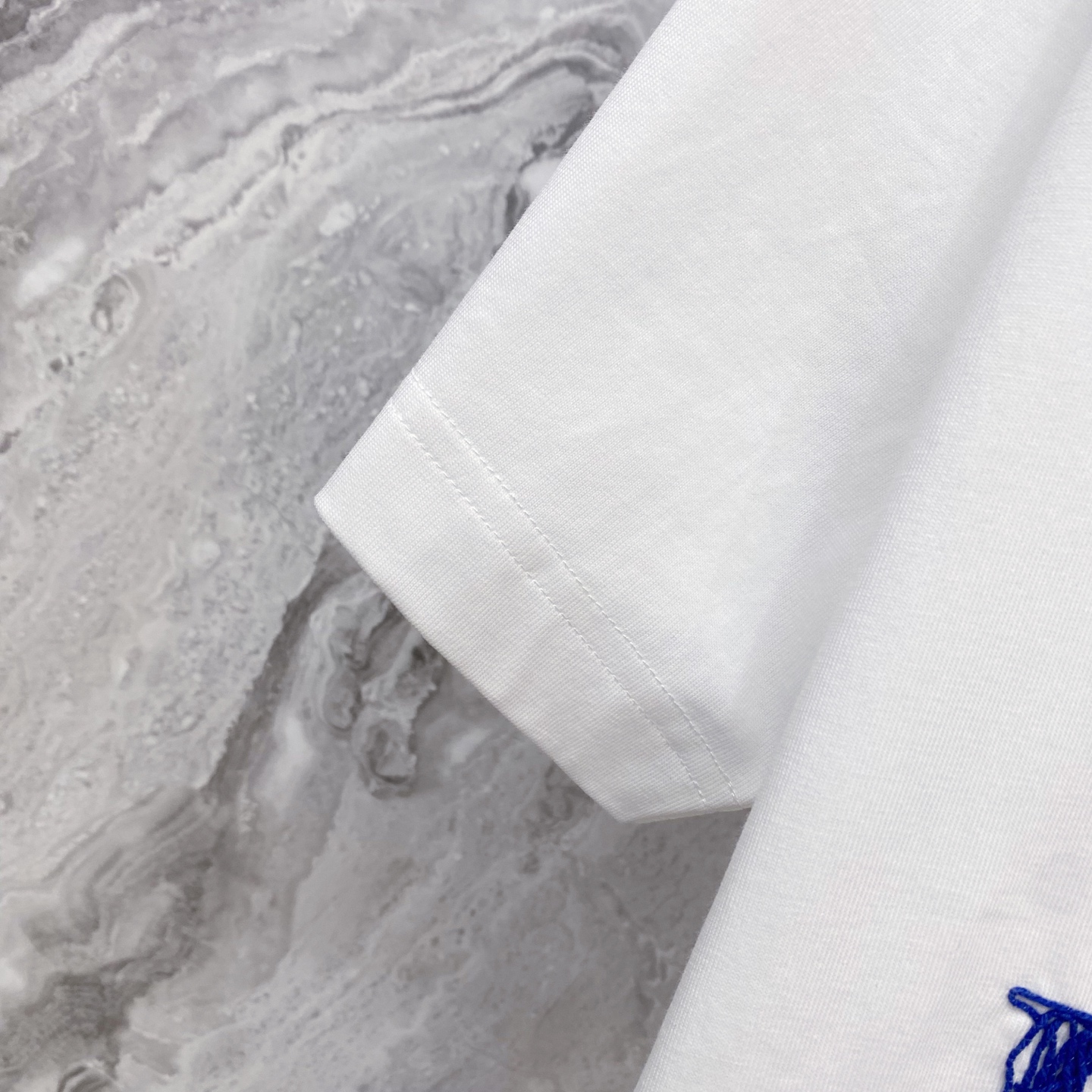 Burberry 巴宝莉 2026ss 春夏新款首发专柜最新款短袖圆领T恤 高端订制 设计前卫时尚！品牌