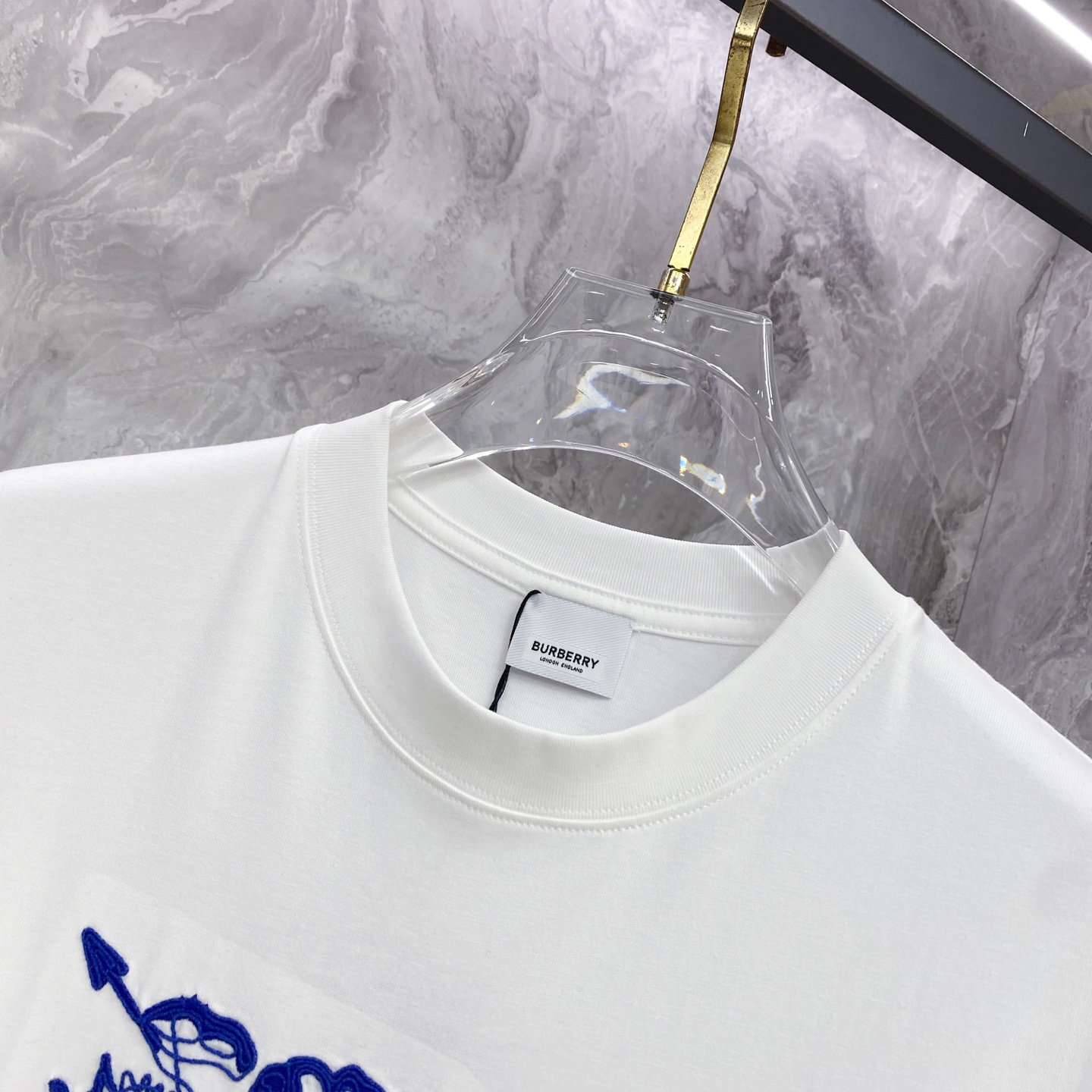 Burberry 巴宝莉 2026ss 春夏新款首发专柜最新款短袖圆领T恤 高端订制 设计前卫时尚！品牌
