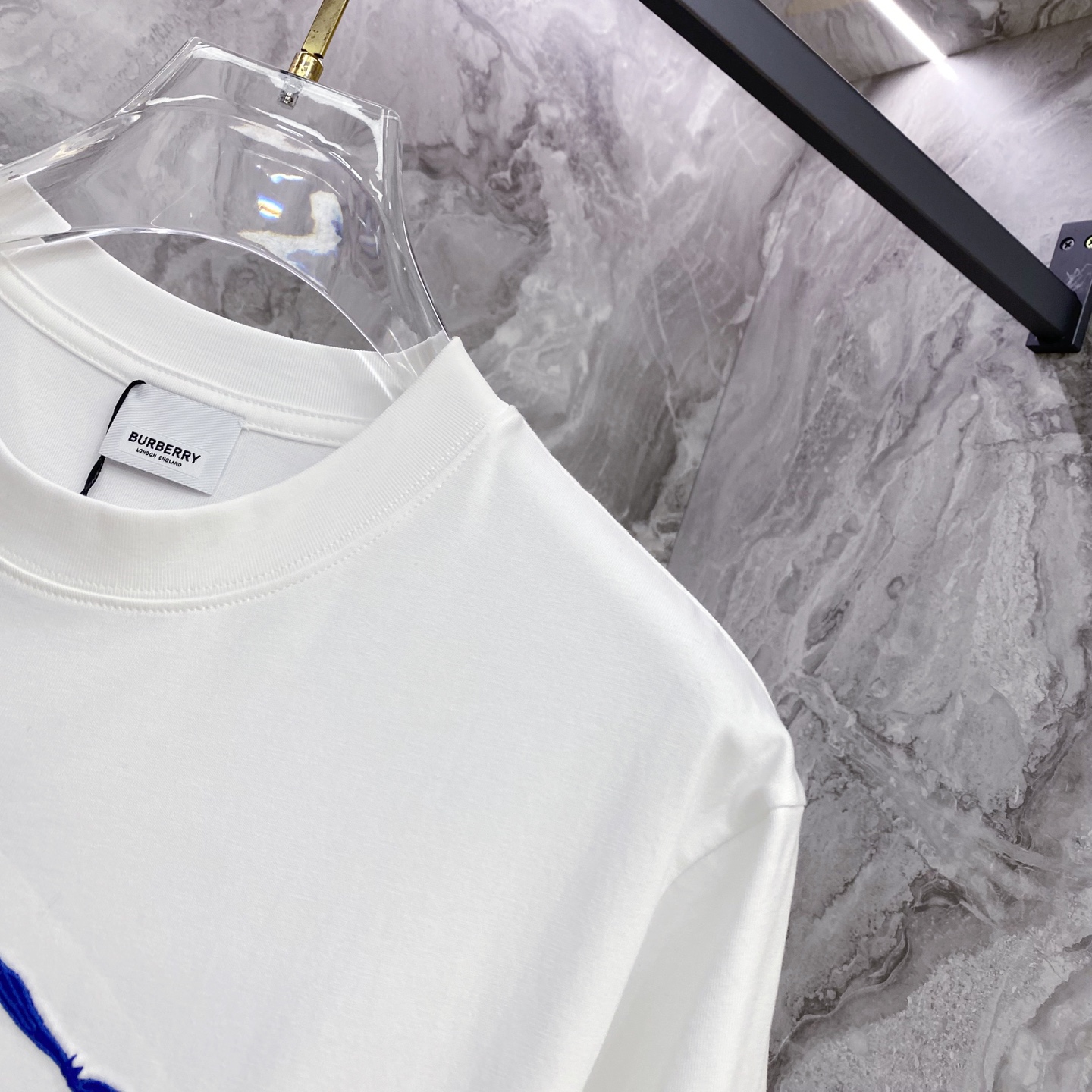 Burberry 巴宝莉 2026ss 春夏新款首发专柜最新款短袖圆领T恤 高端订制 设计前卫时尚！品牌