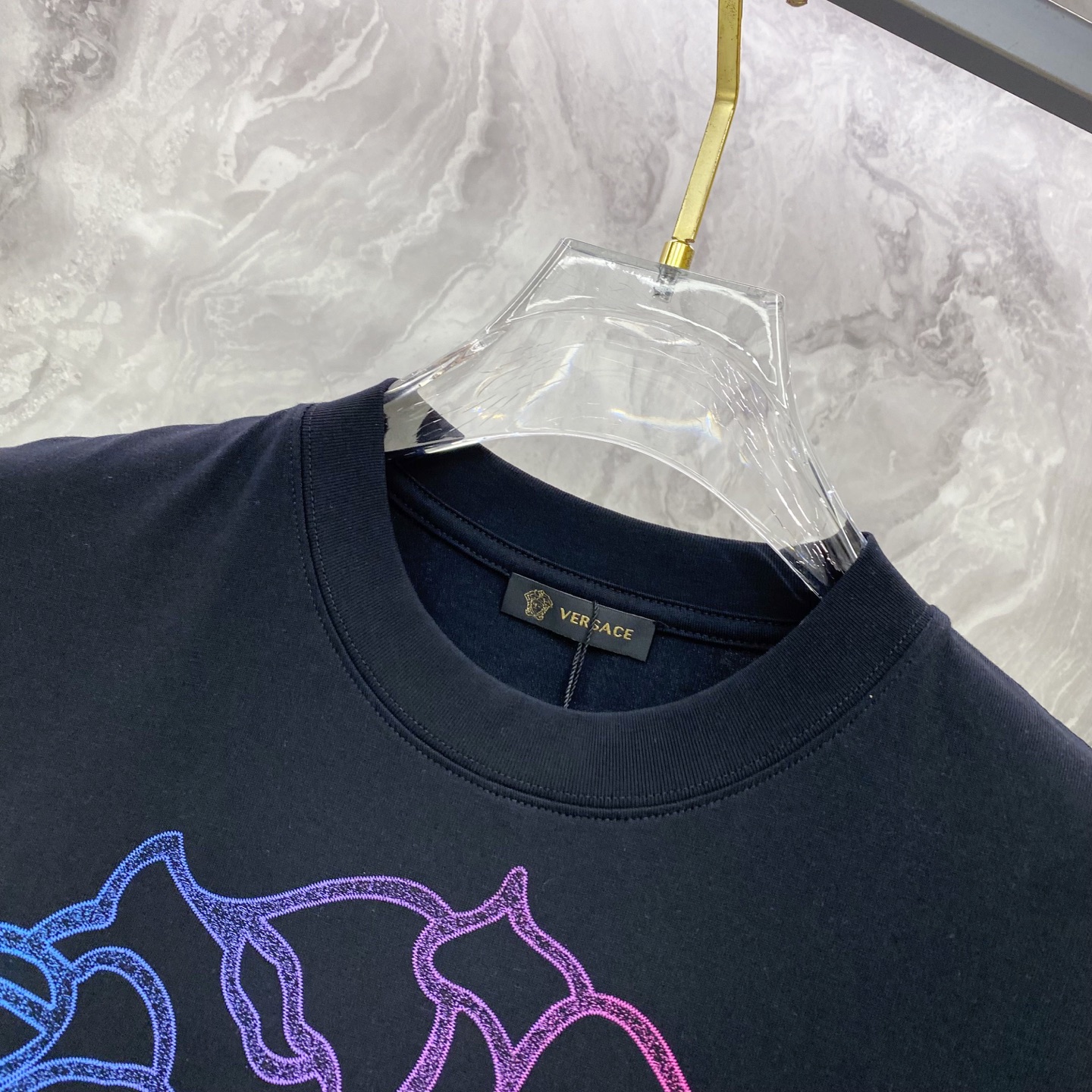 Versace 范思哲 2026ss 春夏新款首发专柜最新款短袖圆领T恤 高端订制 设计前卫时尚！品牌l