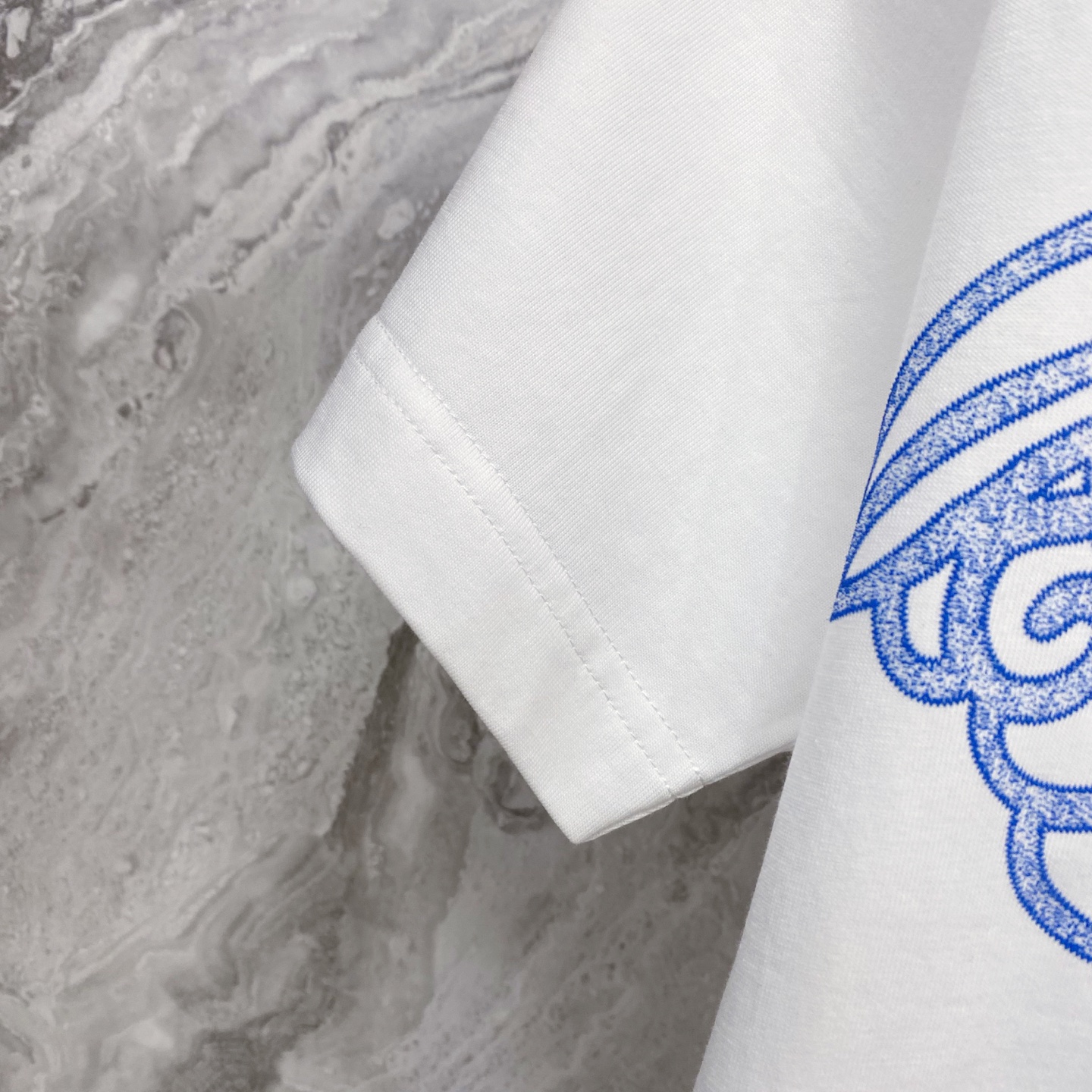 Versace 范思哲 2026ss 春夏新款首发专柜最新款短袖圆领T恤 高端订制 设计前卫时尚！品牌l